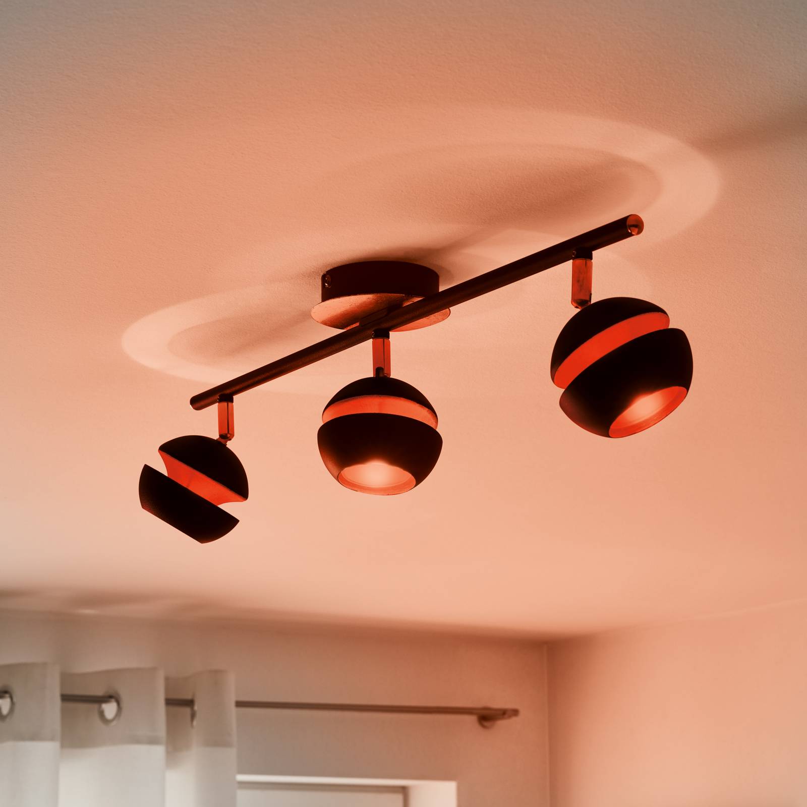 EGLO LED stropní svítidlo Nocito 3 zdroje v černo-zlaté