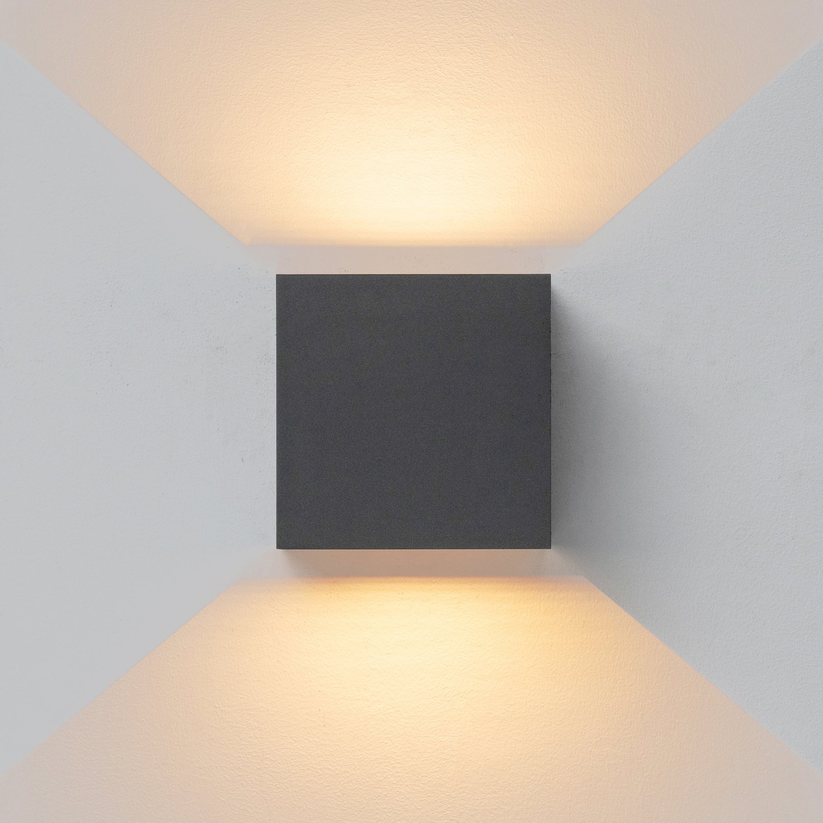 Candeeiro de parede exterior LED Davos XL, cinzento, angular, regulável,