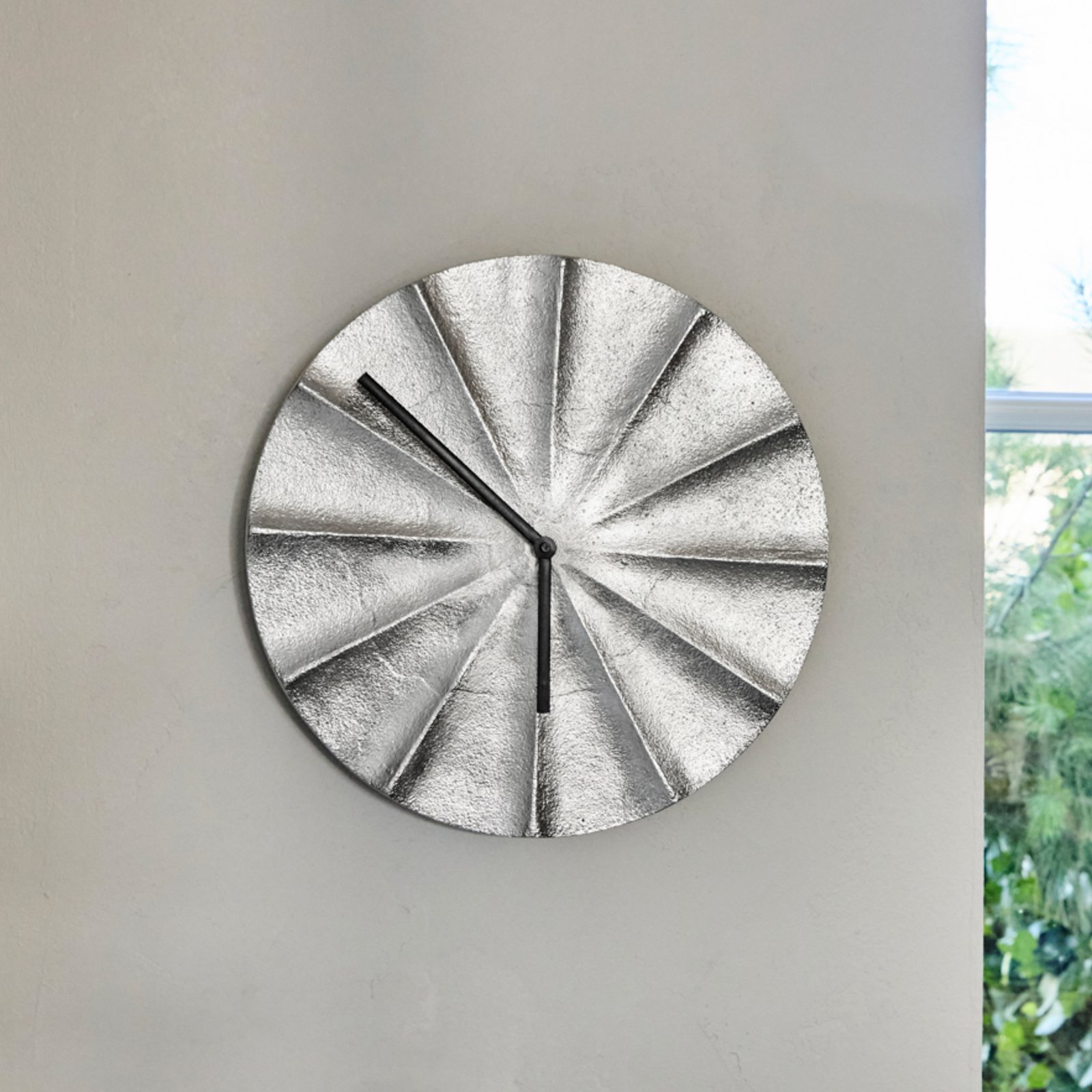 HDShow wall clock, silver-coloured, Ø 30 cm, metal - House Doctor