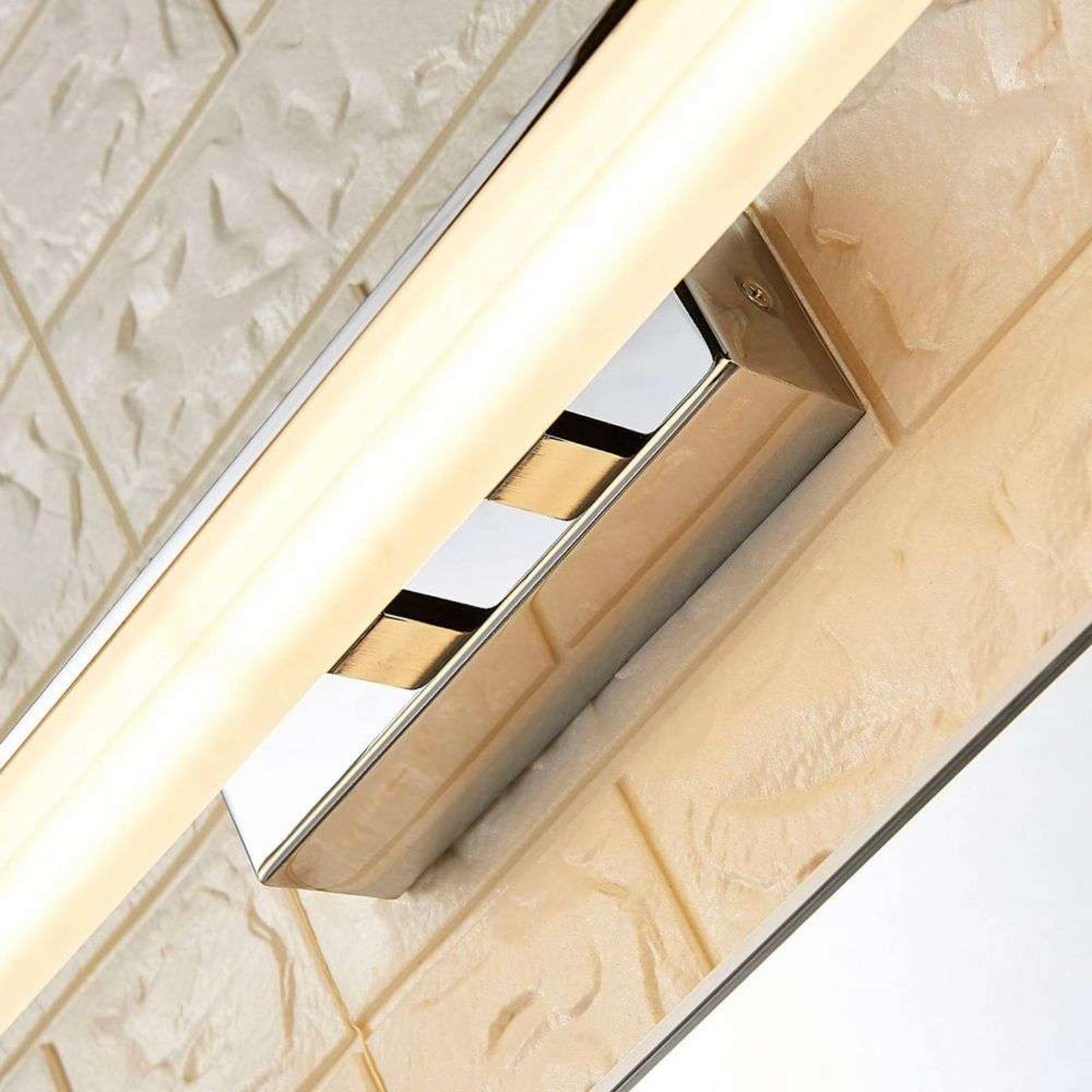 Julie 75 Lampa Ścienna IP44 White/Chrome - Lucande