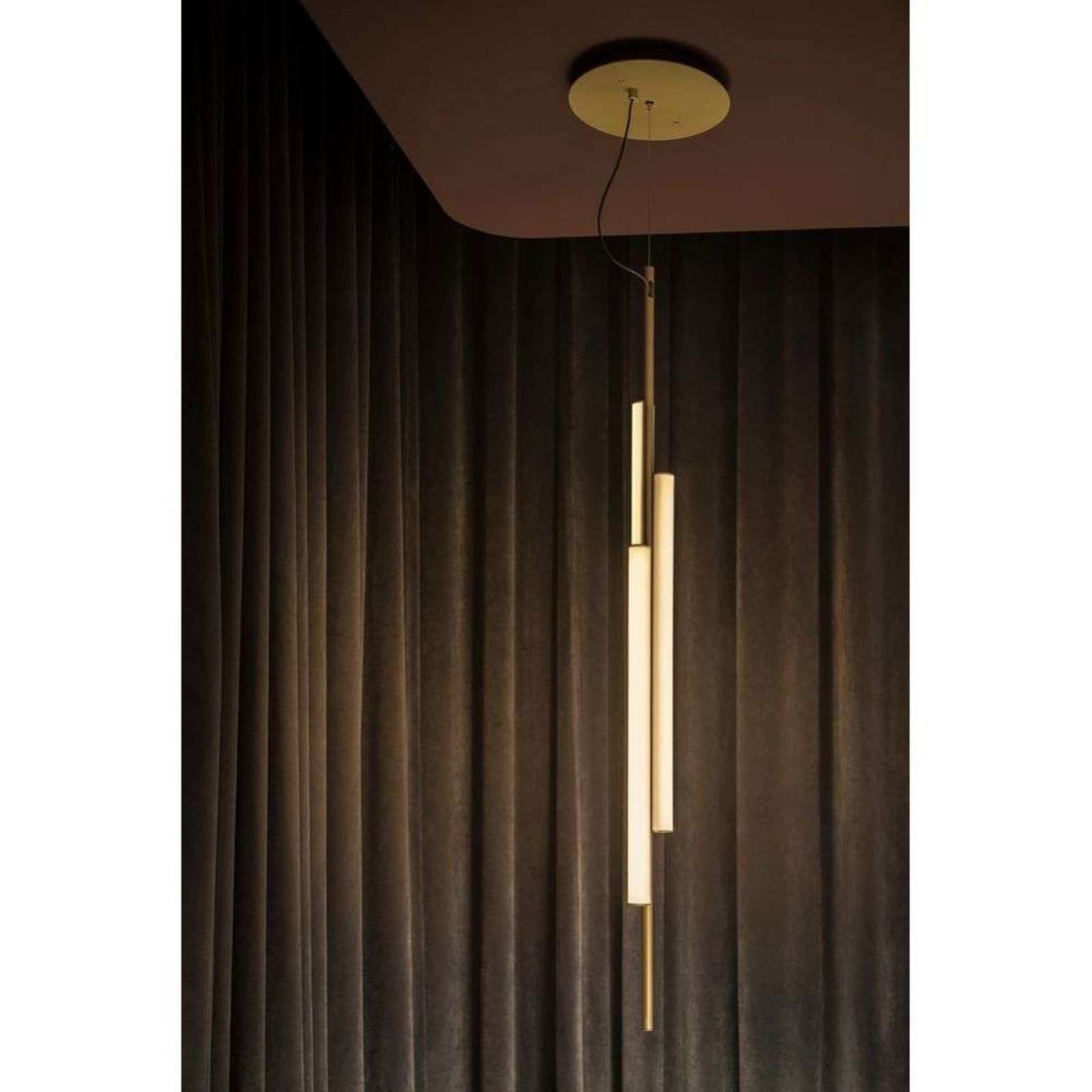 Lampă suspendată LED MARSET Ambrosia cu priză 2700K auriu - Camera de zi / sufragerie - Design - Aluminiu