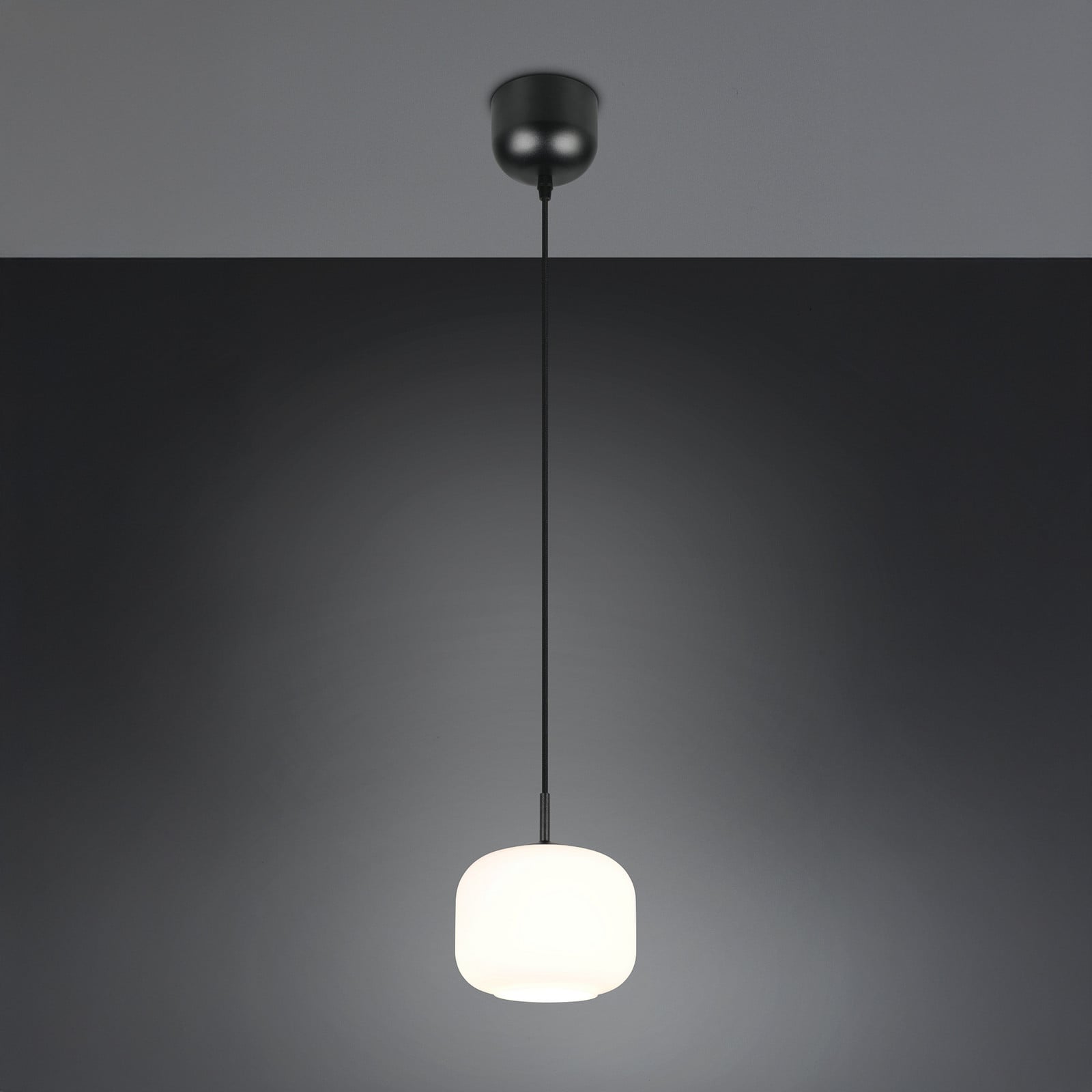 Reality Leuchten Lampă suspendată Signe Ø 15 cm albă sticlă E14 - Camera de zi / sufragerie - Modern - alb negru - Metal