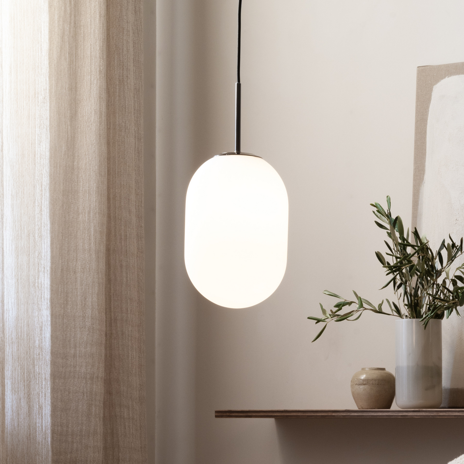 Noor Hängeleuchte, Ø 18 cm, opal/schwarz, Glas - Watt & Veke