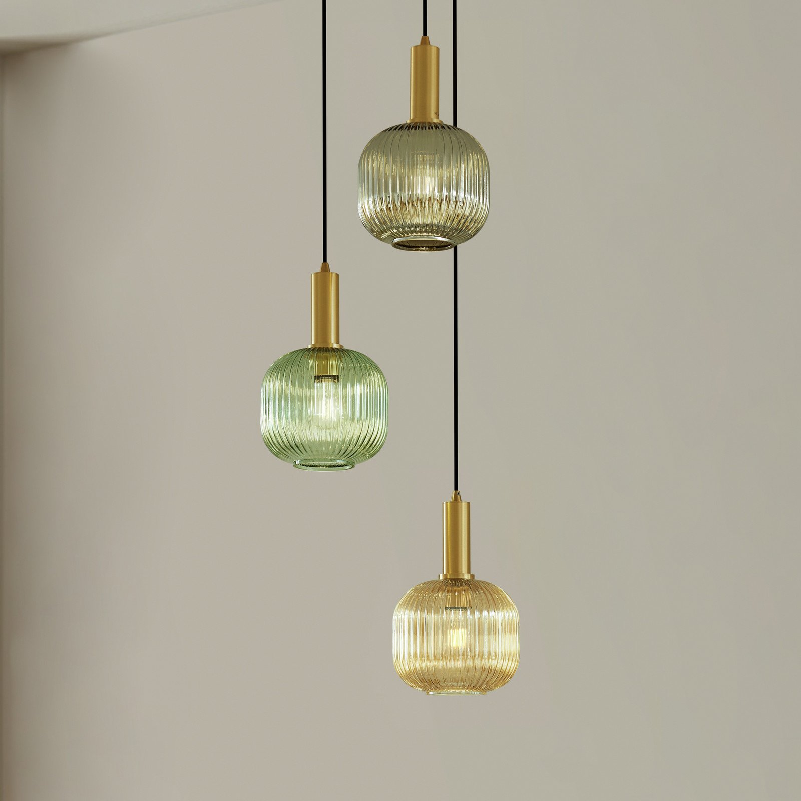 Lindby Doroteo lampă suspendată 3 becuri verde/amber/gri sticlă - Camera de zi / sufragerie - Vintage - verde chihlimbar gri fumuriu