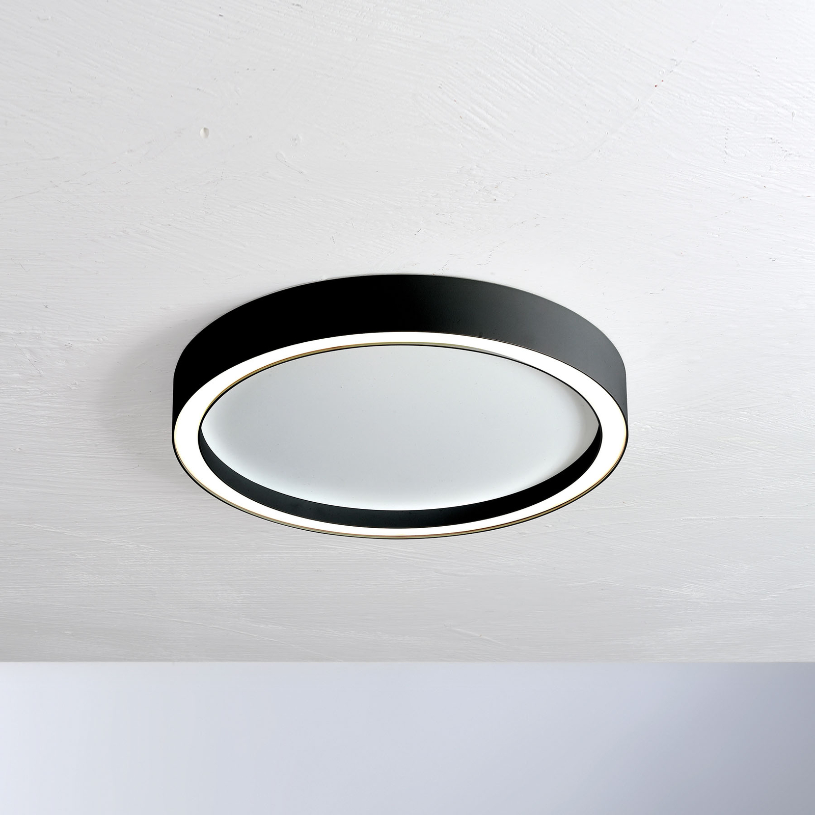 Bopp Aura LED ceiling lamp Ø 40cm