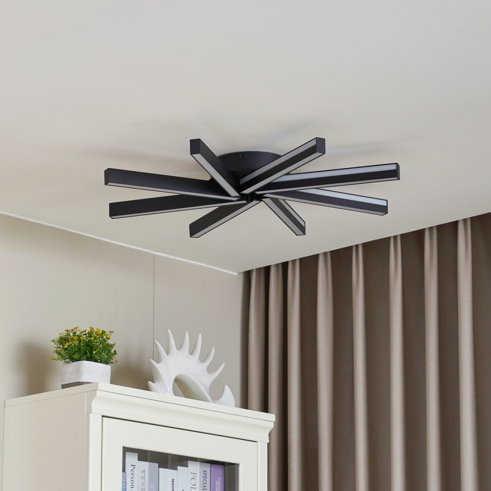 Lucande Smart LED-Deckenleuchte Tjado, Ø70 cm, schwarz, RGBW
