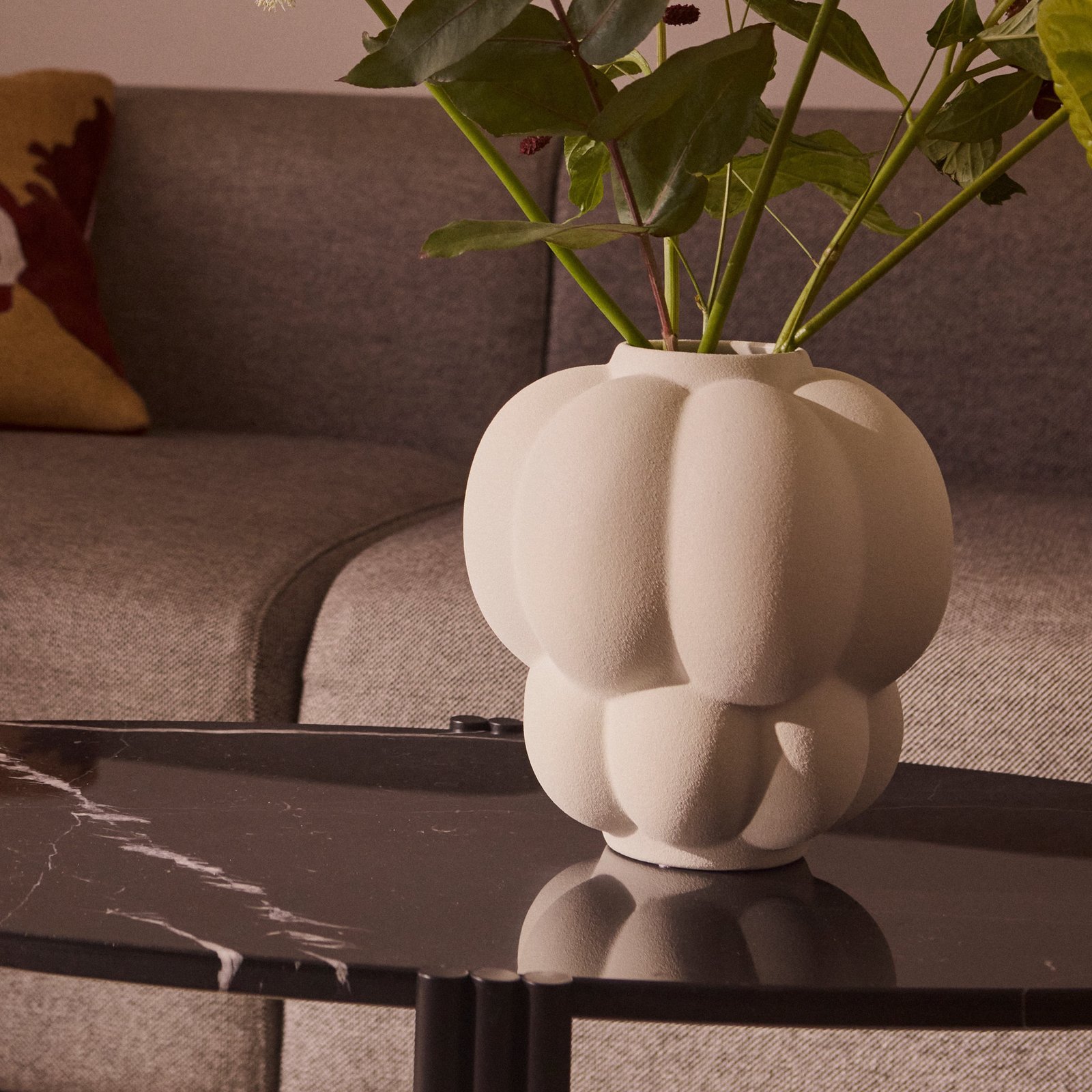 Uva Vase Small Cream - AYTM