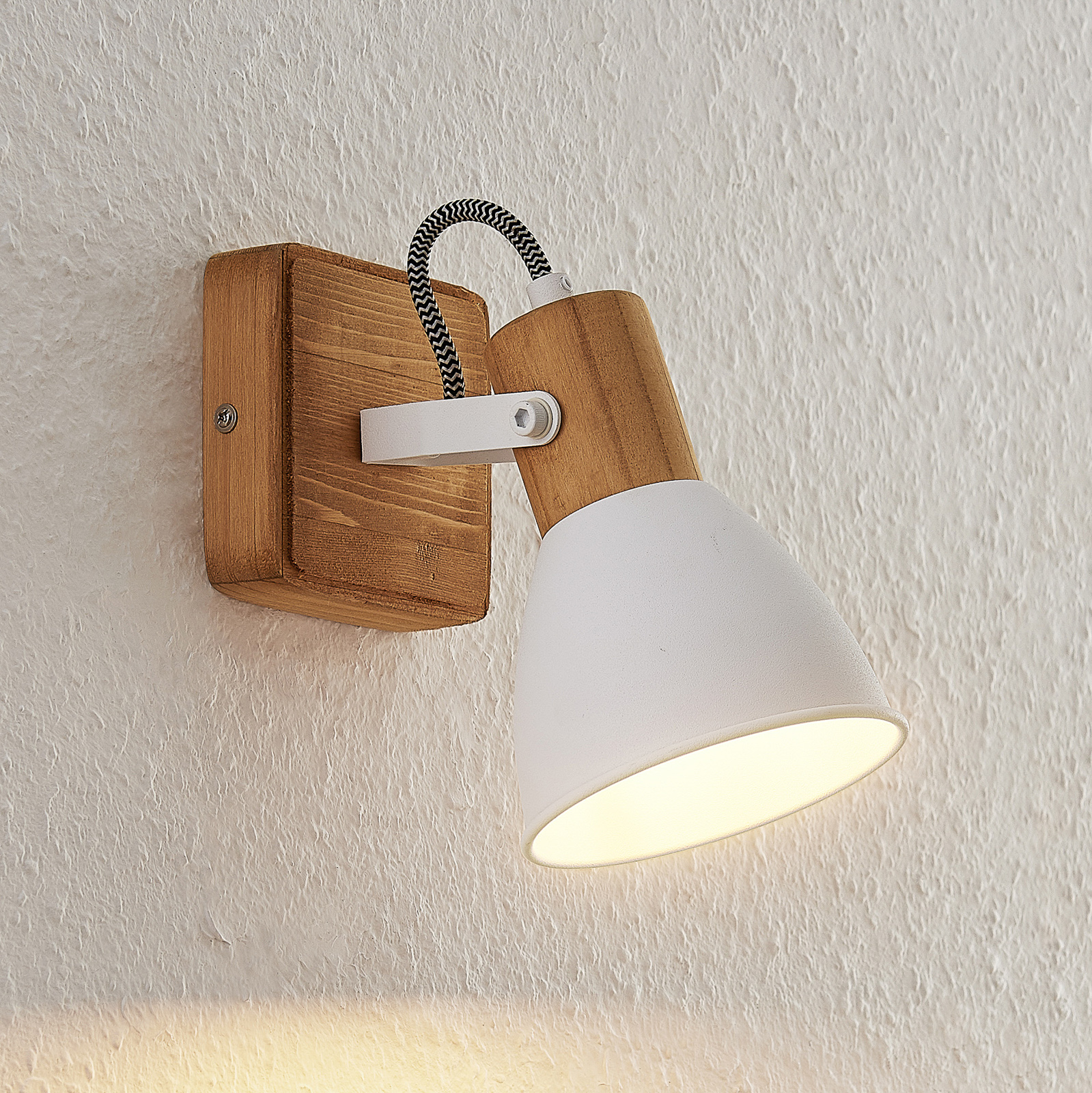 Lindby Merela plafondspot v. hout en metaal 1-lamp