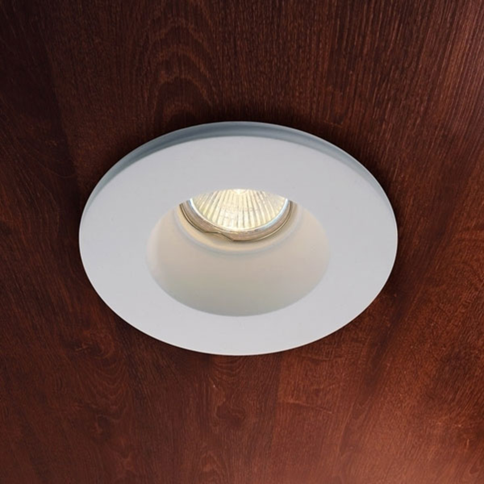 RINA LV innfelt lampe i gips | Lampegiganten.no RINA LV innfelt lampe i gips | Lampegiganten.no