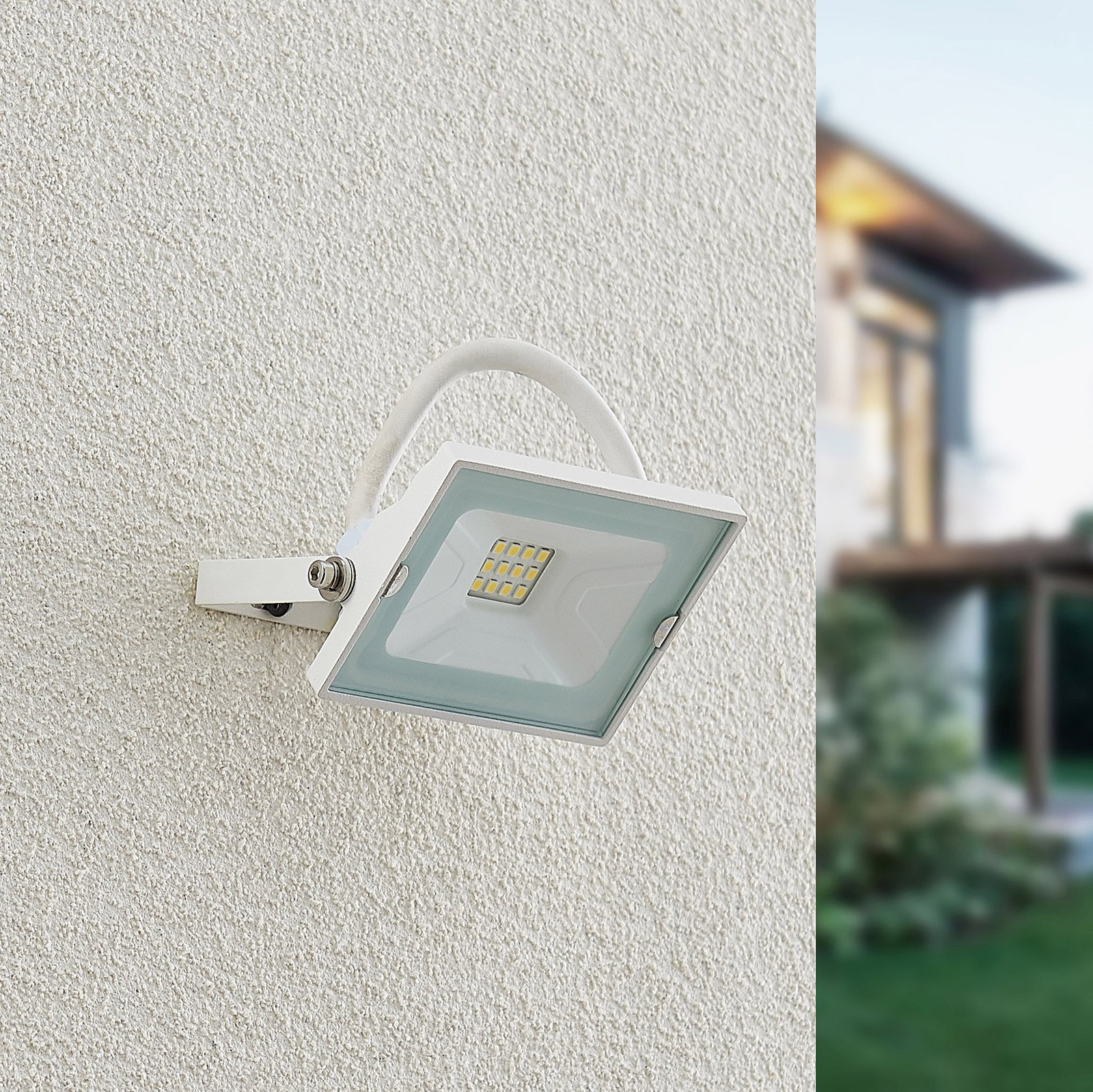 Lindby Aine LED-Außenspot weiß 6,7 cm