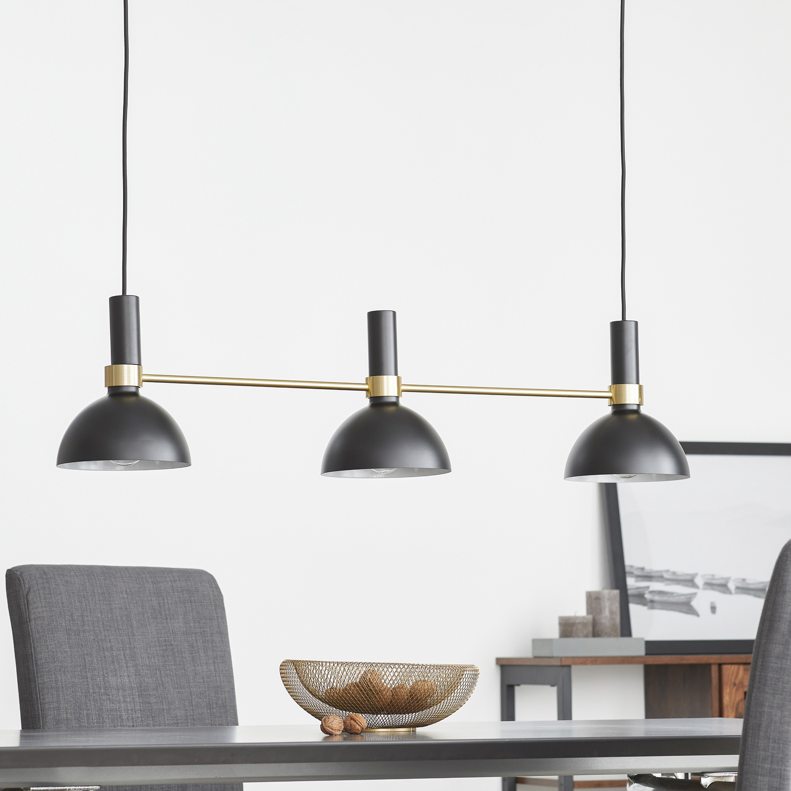 Three-bulb Larry hanging lamp in black and brass