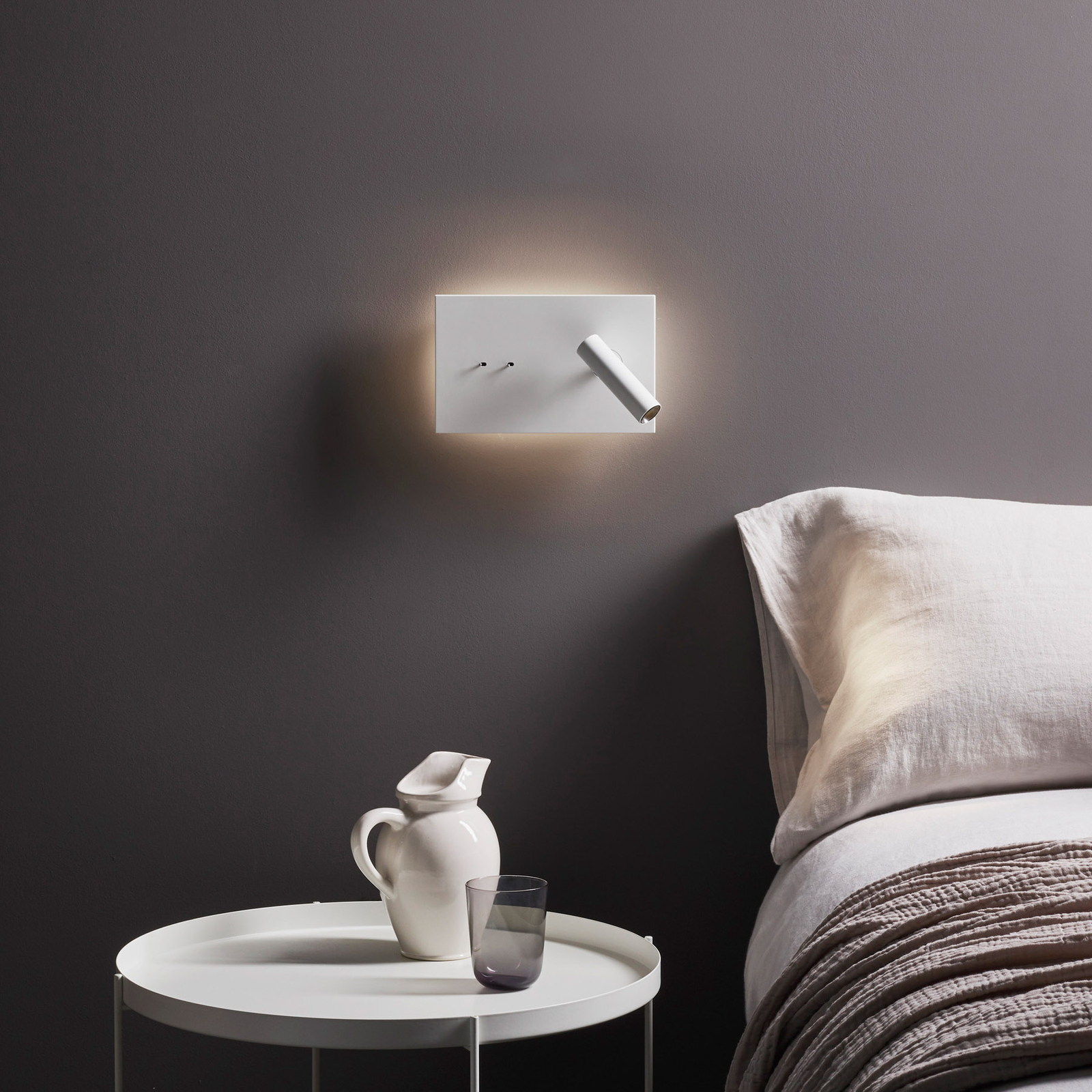 Astro Edge Reader Mini nástenné LED svetlo biele