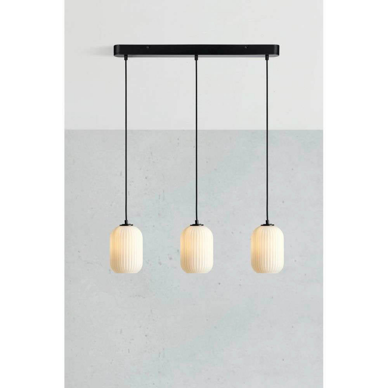 Cava Straight 3 Pendelleuchte Black/White - Markslöjd