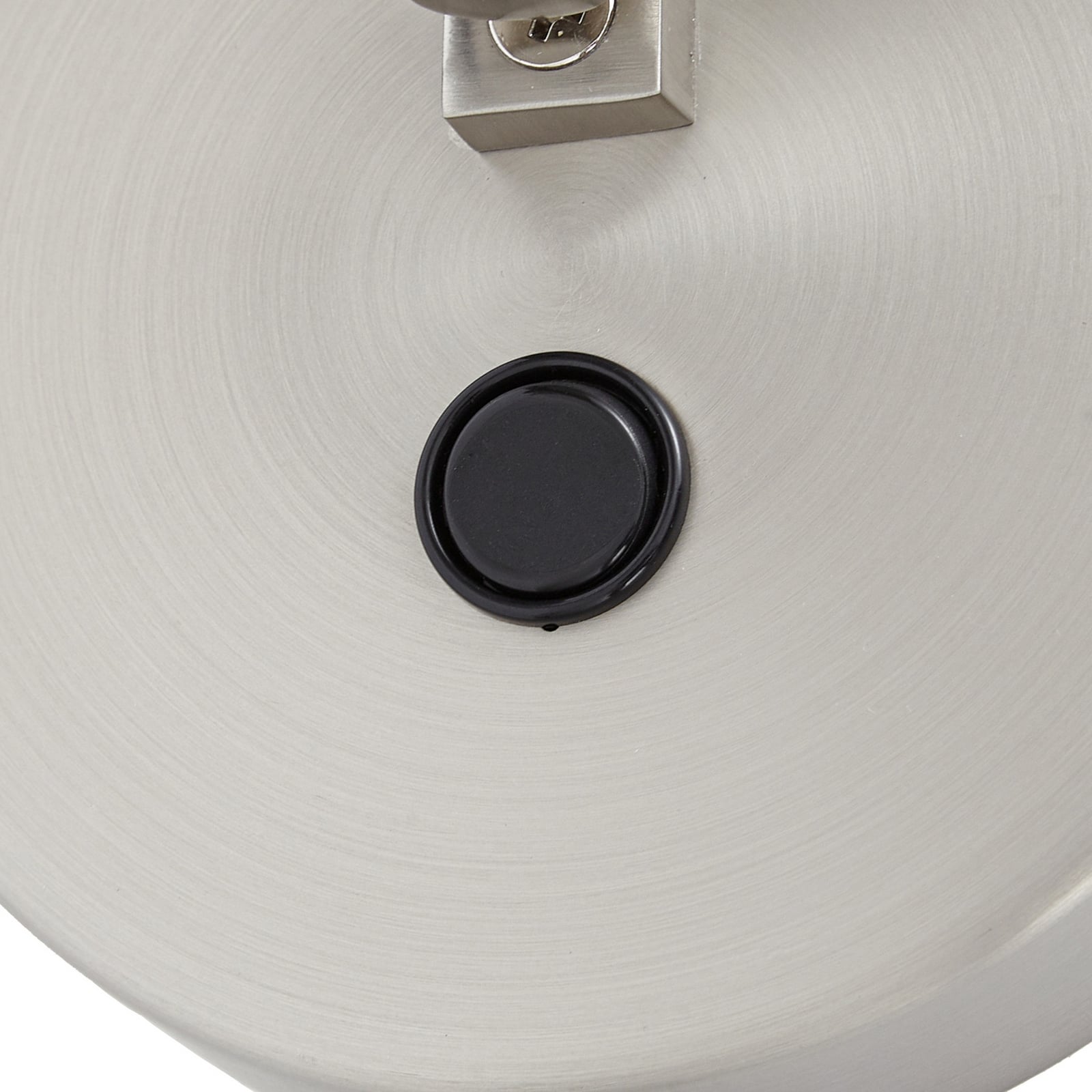 Lucande Wandleuchte Silka, 14 cm, nickel, flexibel, Stecker Lucande Wandleuchte Silka, 14 cm, nickel, flexibel, Stecker