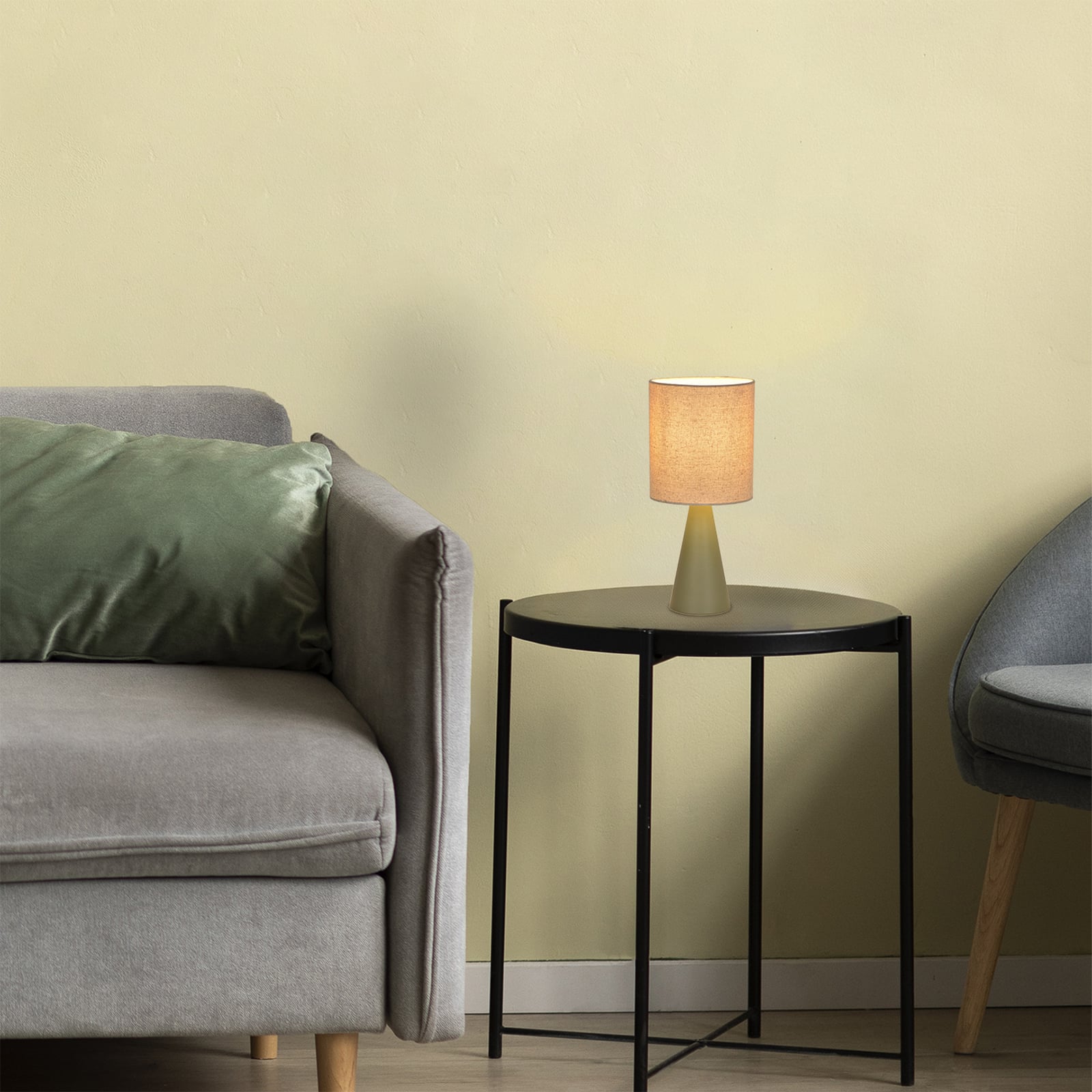 Bordlampe Sally, lysegrå/beige, høyde 33 cm, metall/stoff Bordlampe Sally, lysegrå/beige, høyde 33 cm, metall/stoff