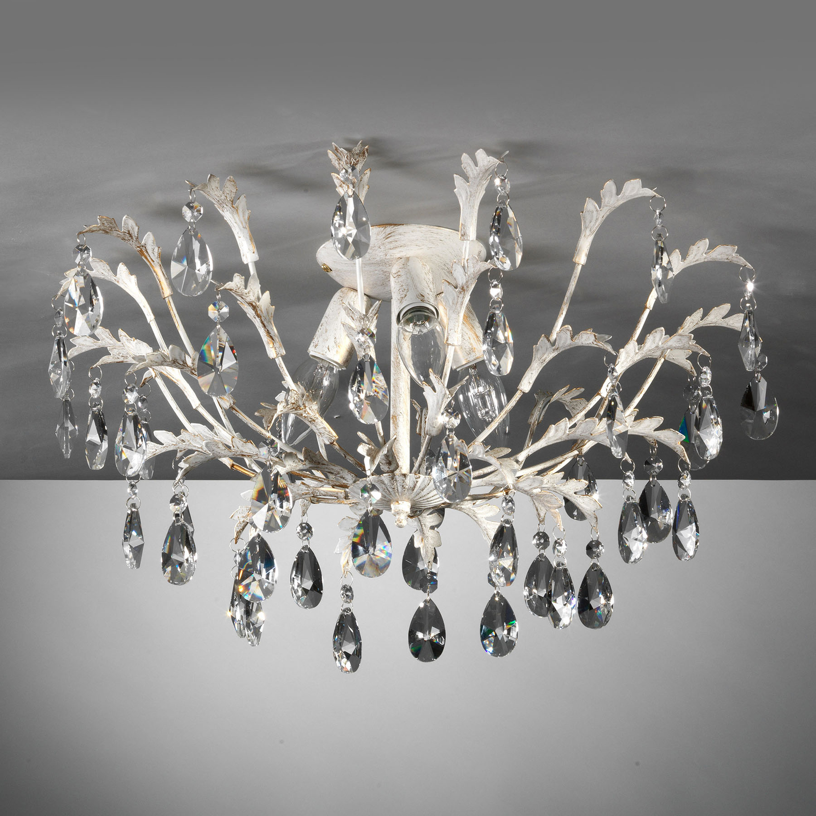 Deckenleuchte Cesta, dreiflammig mit Kristallen