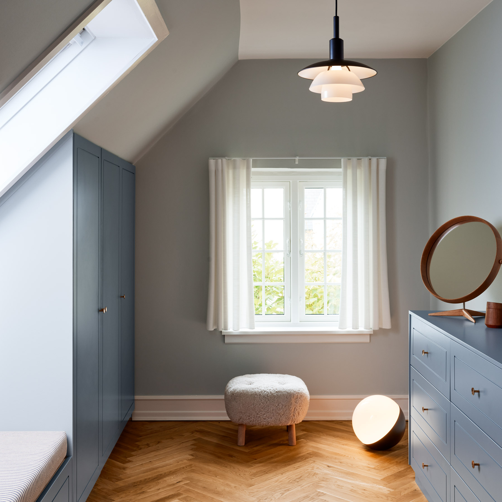 PH 3/3 Visilica Crna/Opal - Louis Poulsen