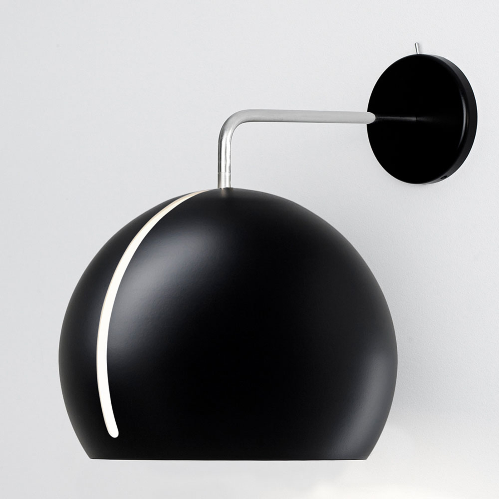 Nyta Tilt Globe Wall Wandleuchte, Wandmontage