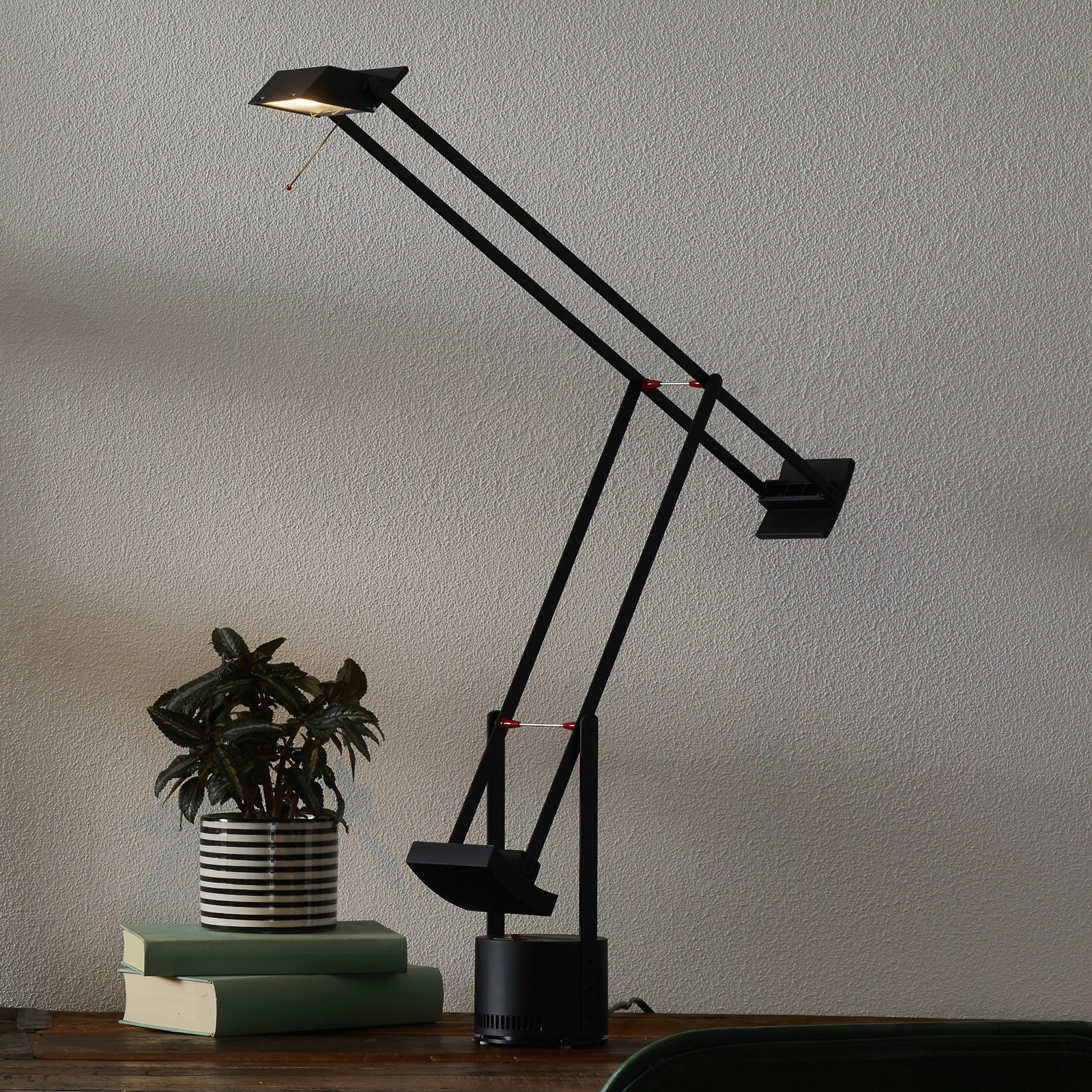 Artemide Tizio 35 lampă de birou - Studiu / Birou - design - negru - Metal