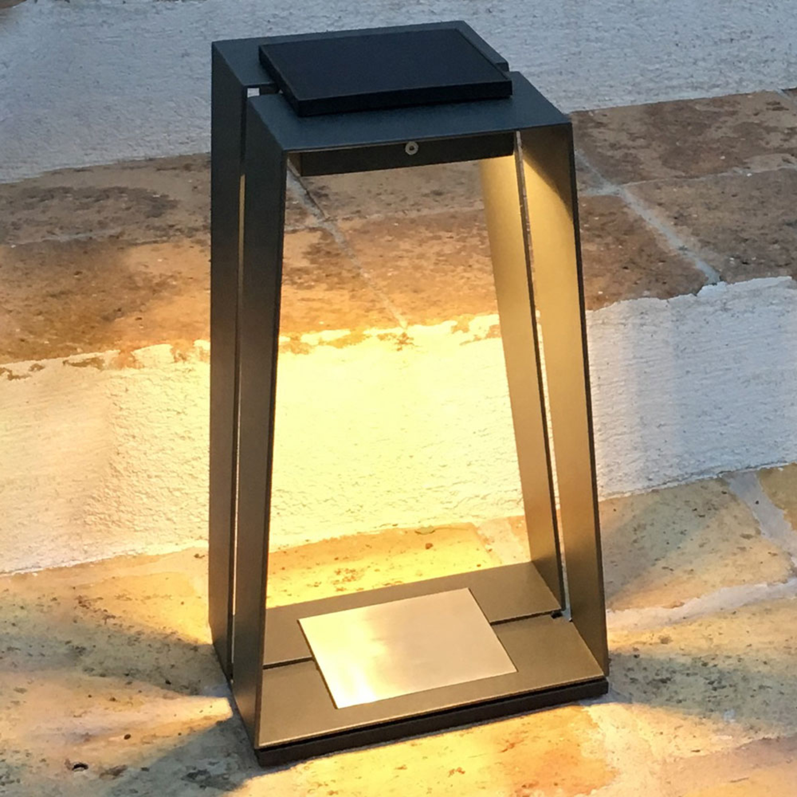 Skaal LED solar lantern, aluminium, 40 cm, grey