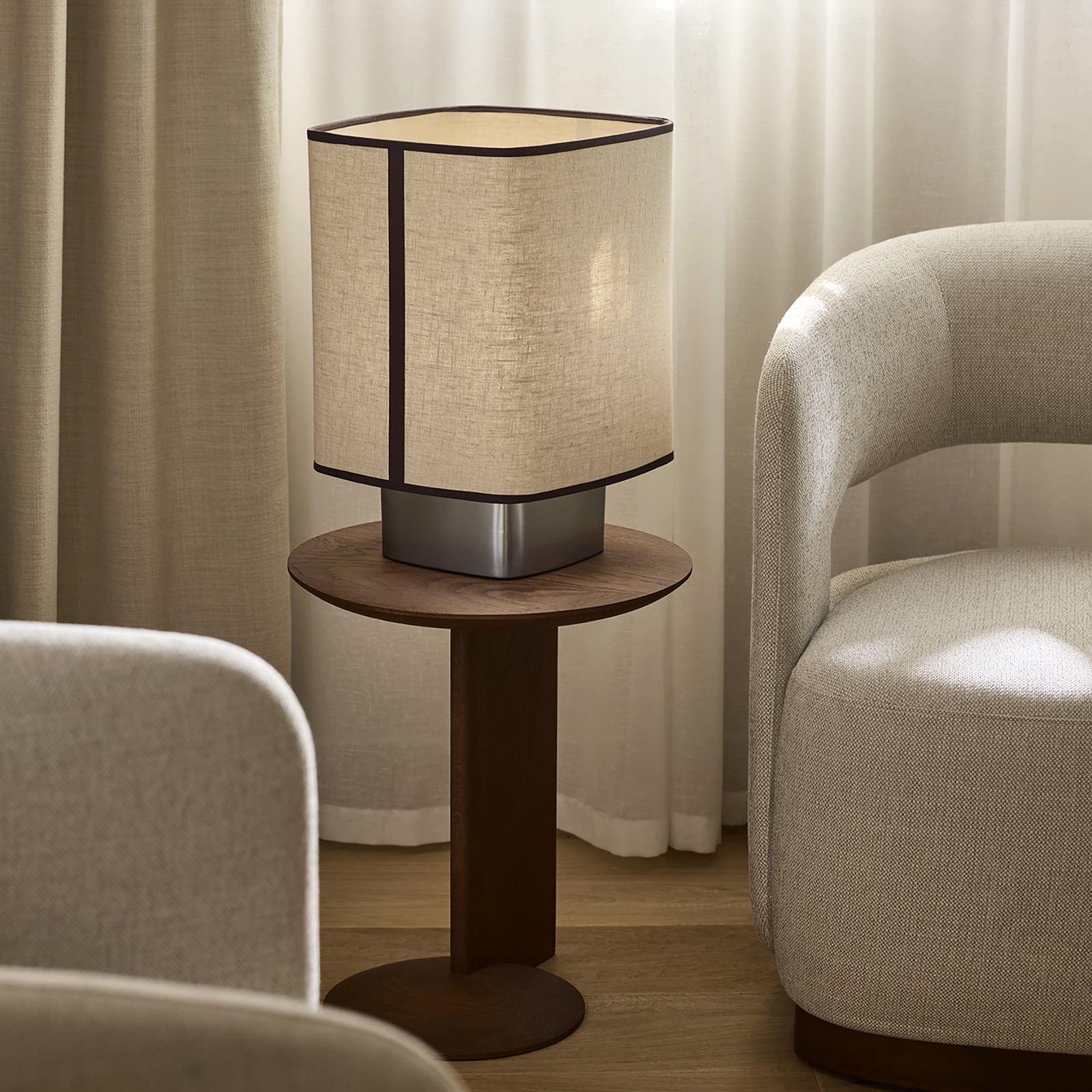 Lampada da tavolo Dolce, beige calcareo - MARKET SET