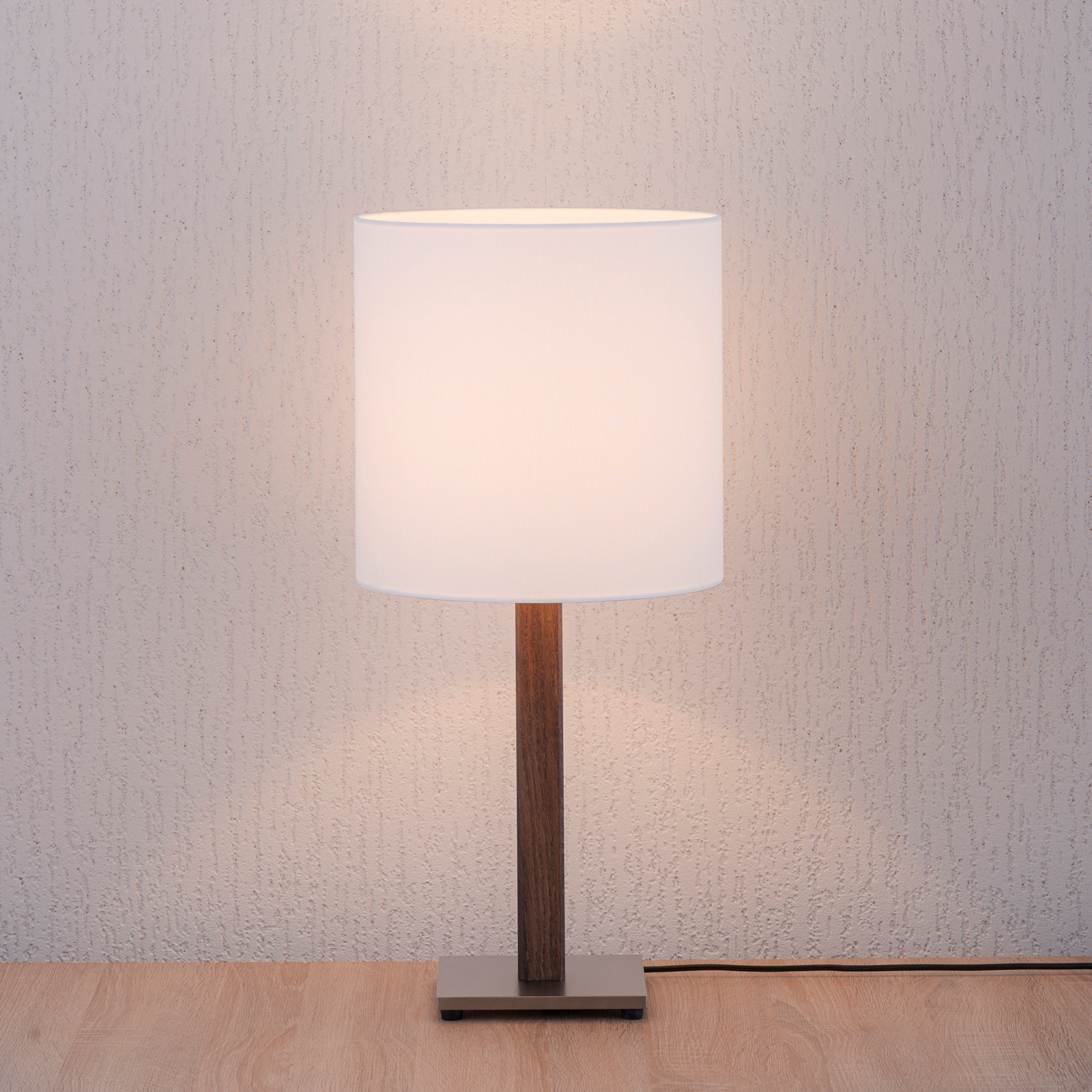 Quitani table lamp Elif, white, angular, dark oak