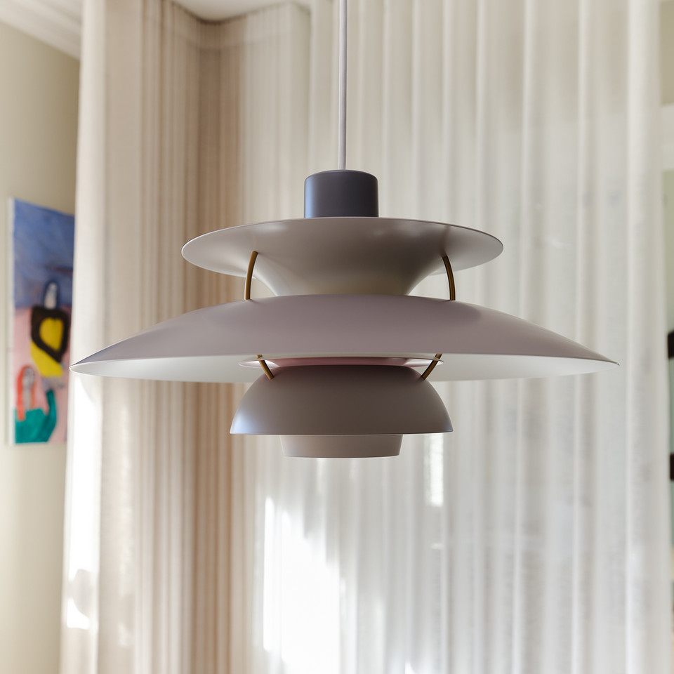 Louis Poulsen PH 5 500 designpendellampa, grå från Louis Poulsen