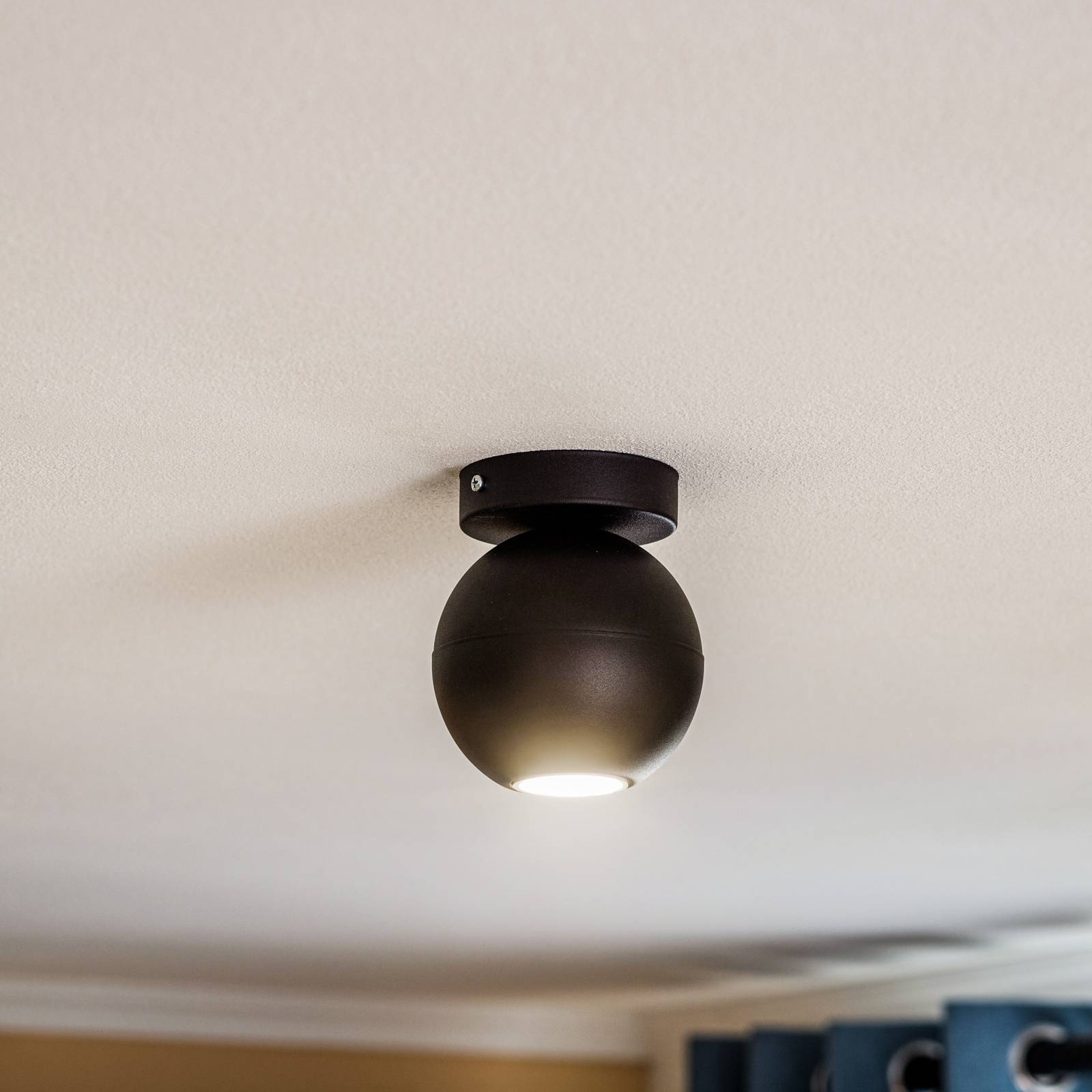 HELam Spot pour plafond Midnight entièrement noir à 1 lampe fixe