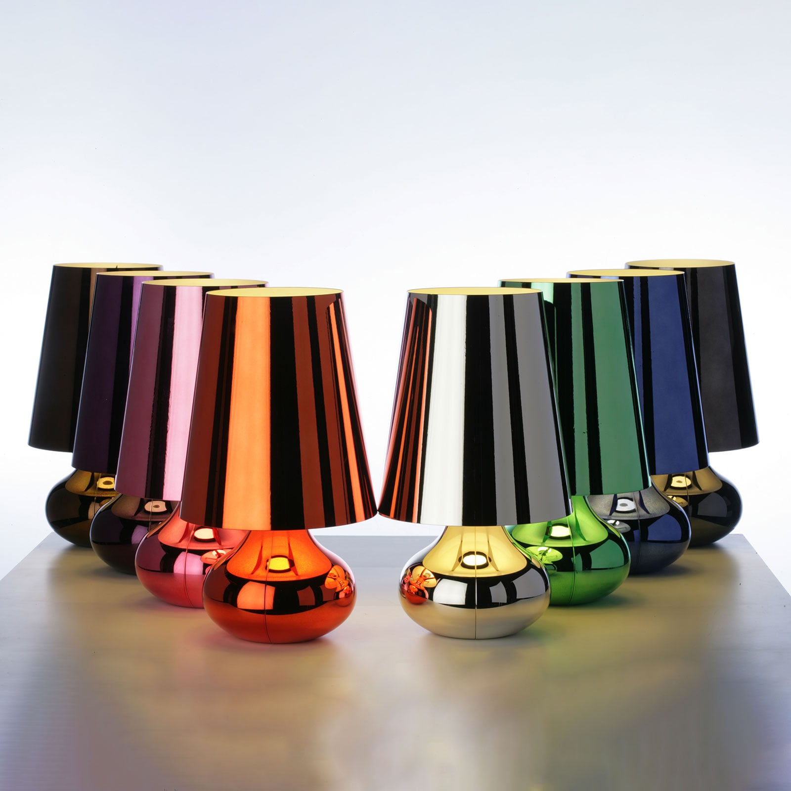 Cindy LED-Tischleuchte, blau metallic - Kartell