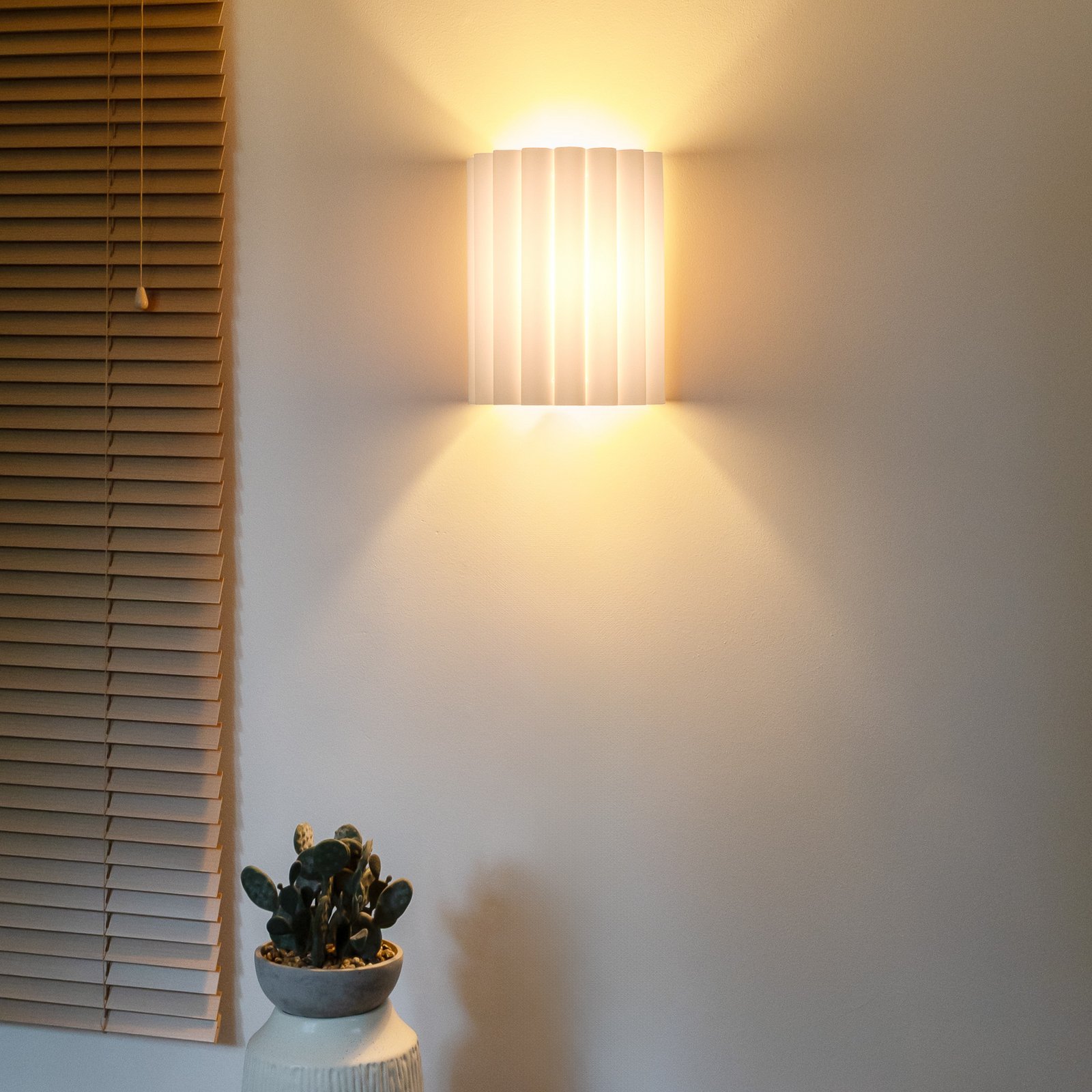 Kinkiet Aria, biały, mikrofibra, E27