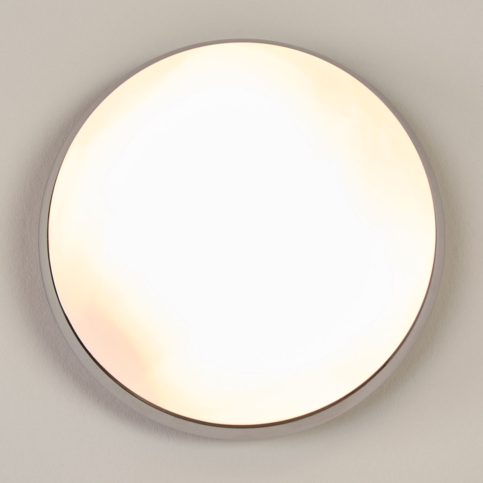 Bathroom ceiling light Mijo with chrome rim, IP44