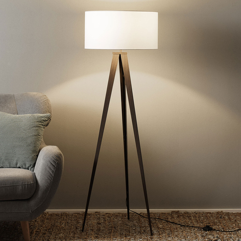 Drieb vloerlamp Benik, witte lampenkap, walnoot