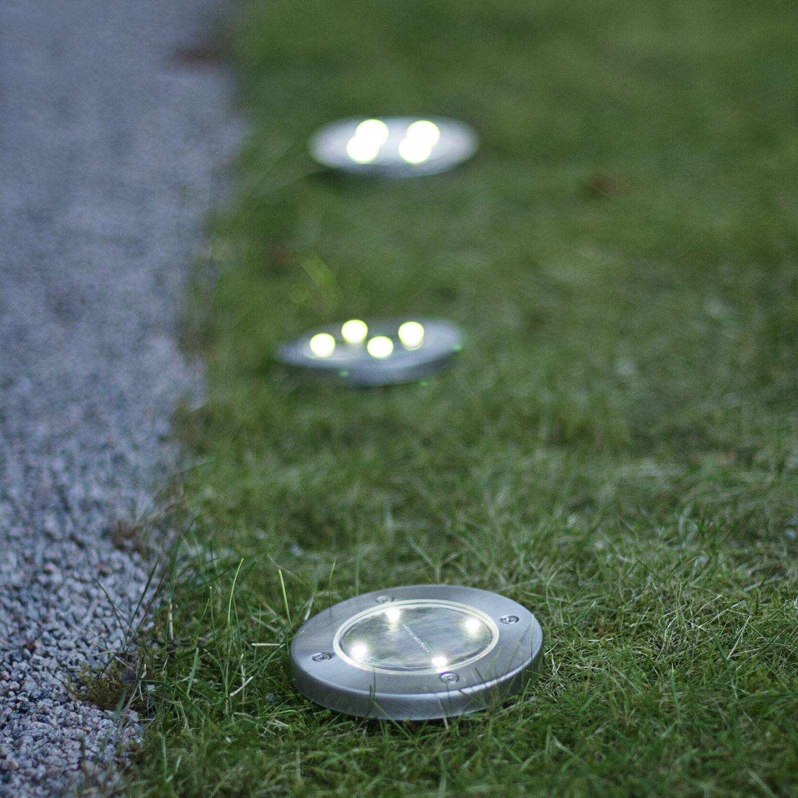 Lampa solarna LED Lawnlight, z grotem ziemnym