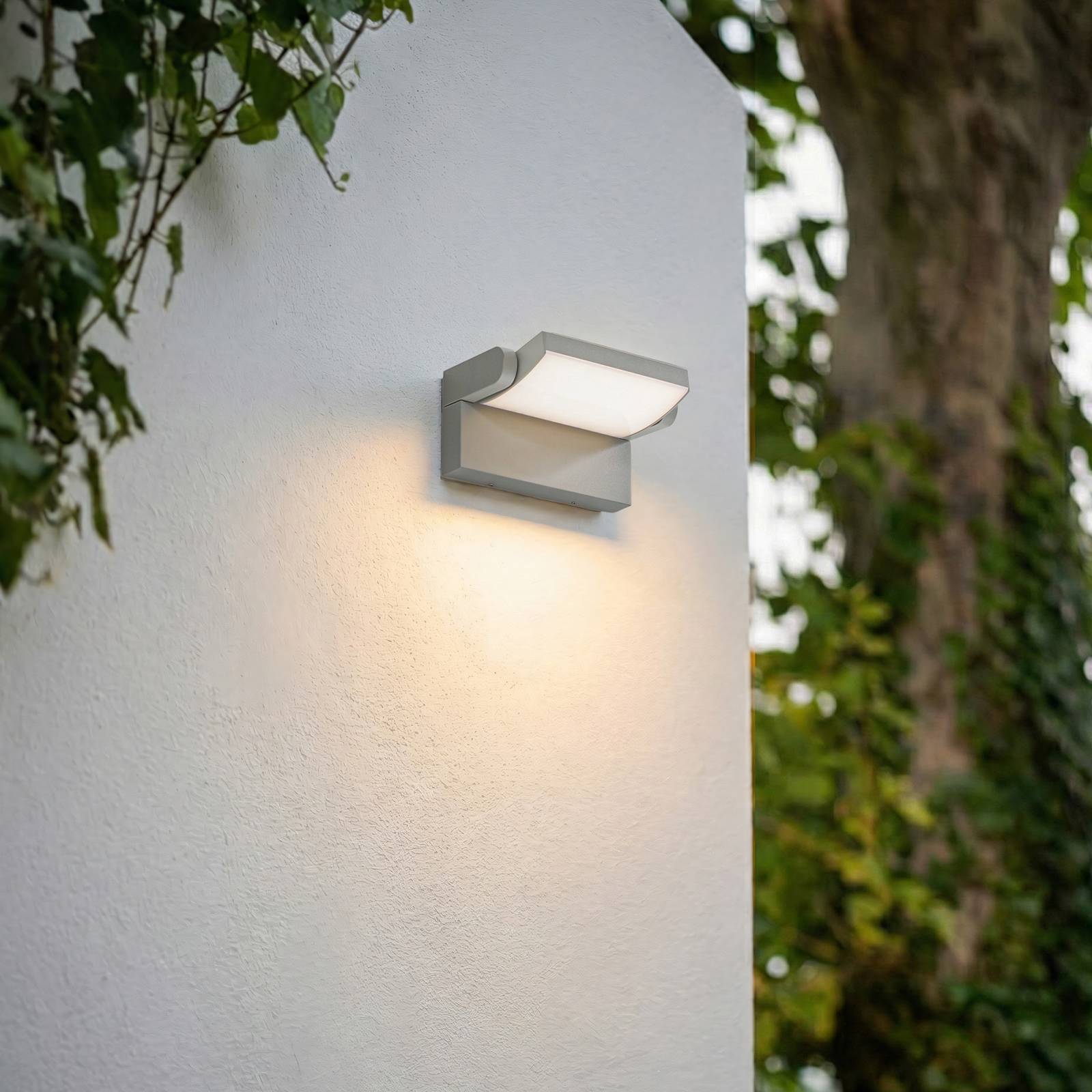Lindby LED-Außenwandlampe Sherin, grau, IP54, schwenkbar günstig online kaufen