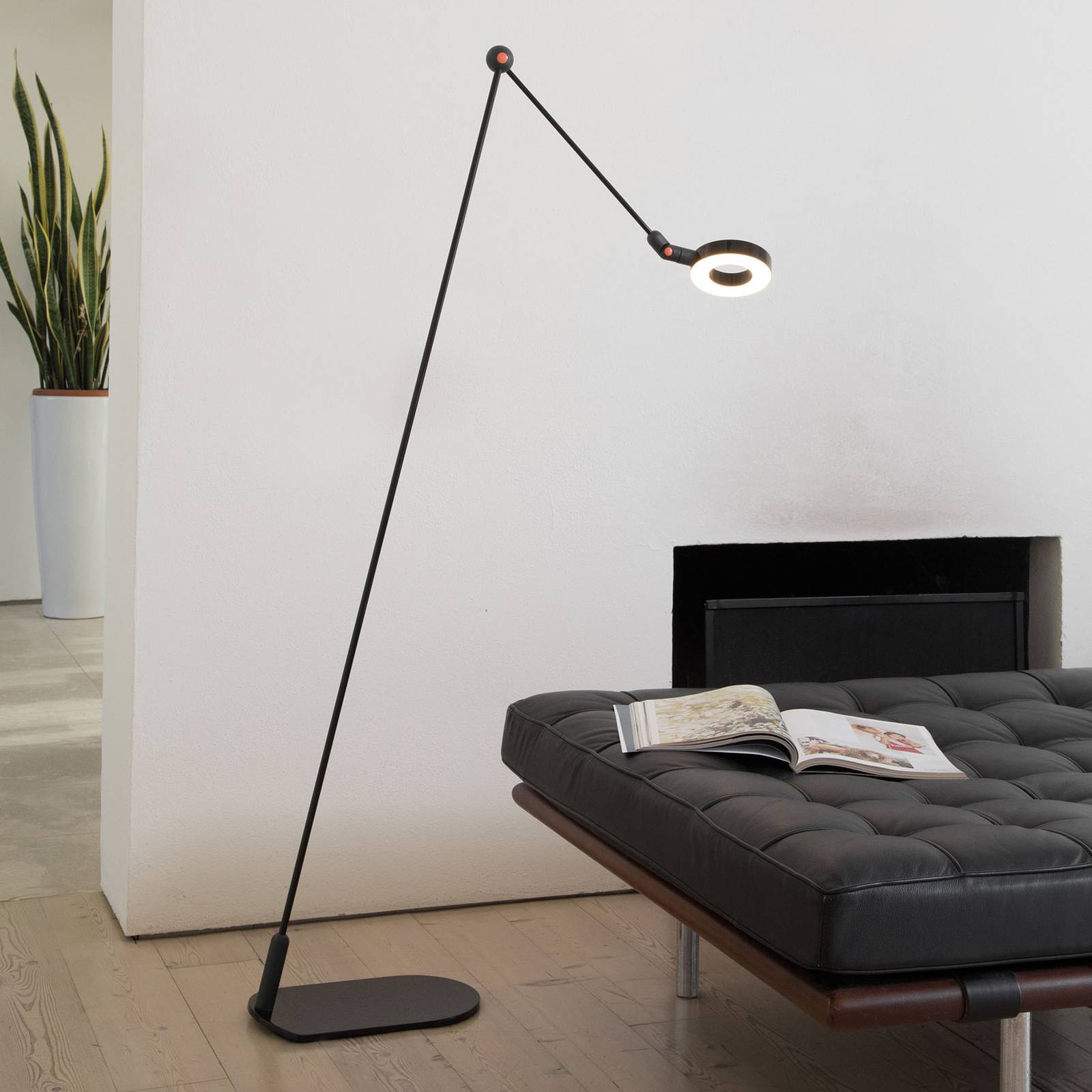 Martinelli Luce L’Amica LED-gulvlampe svart