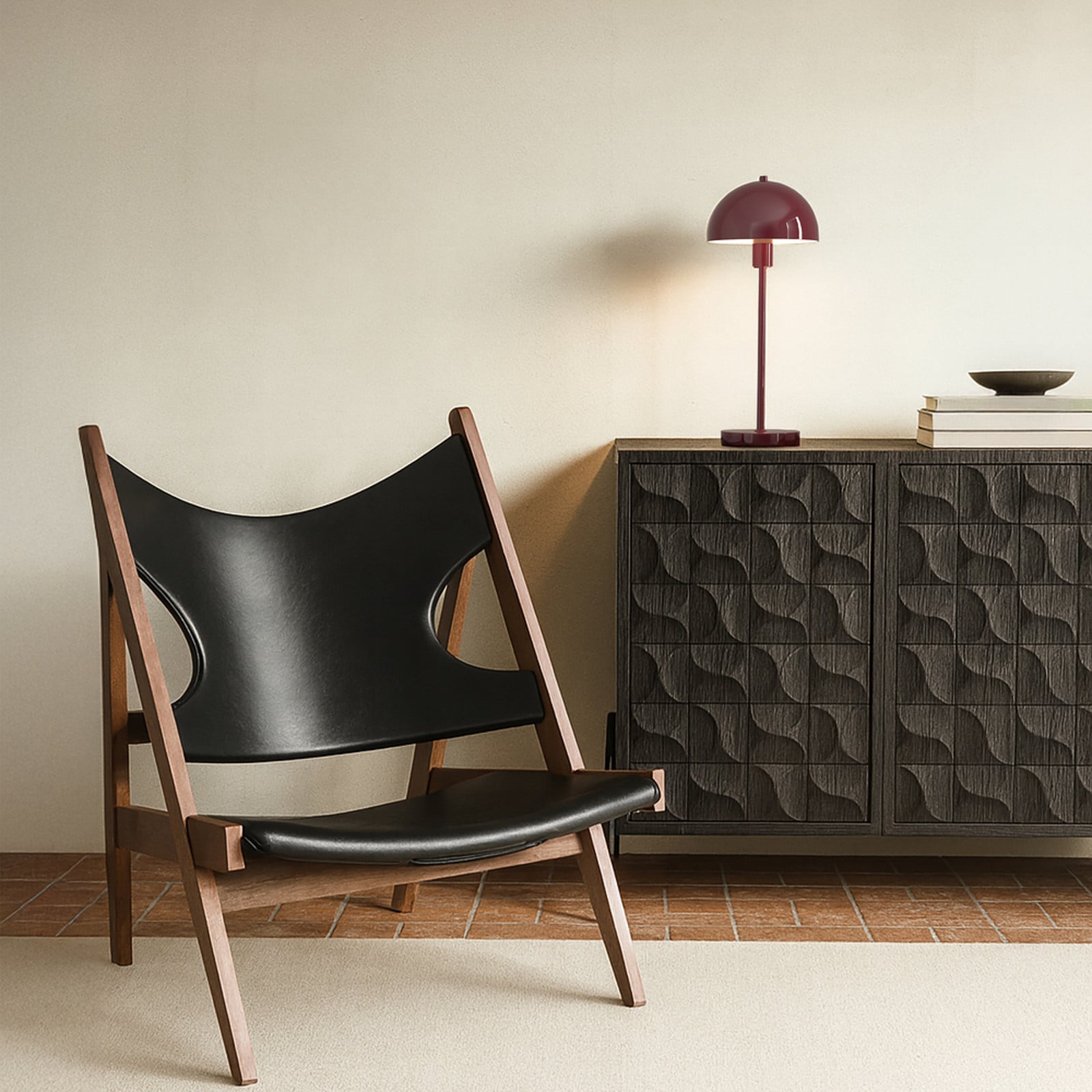 Vienda Tischleuchte, dunkelrot, Höhe 50 cm, Metall Herstal - Wohnzimmer - Vintage - Einflammig