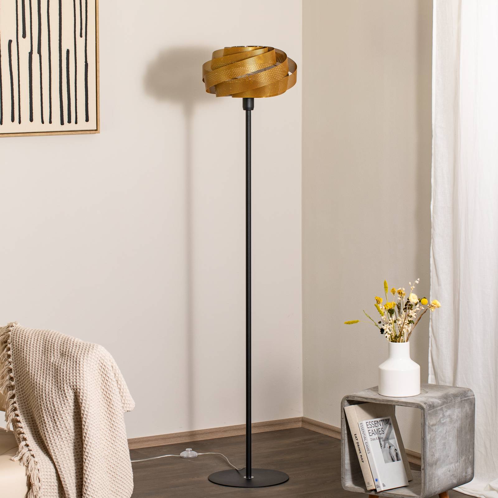 Stehlampe Vento, schwarz/gold, Metall, Ø 40 cm, E27 günstig online kaufen