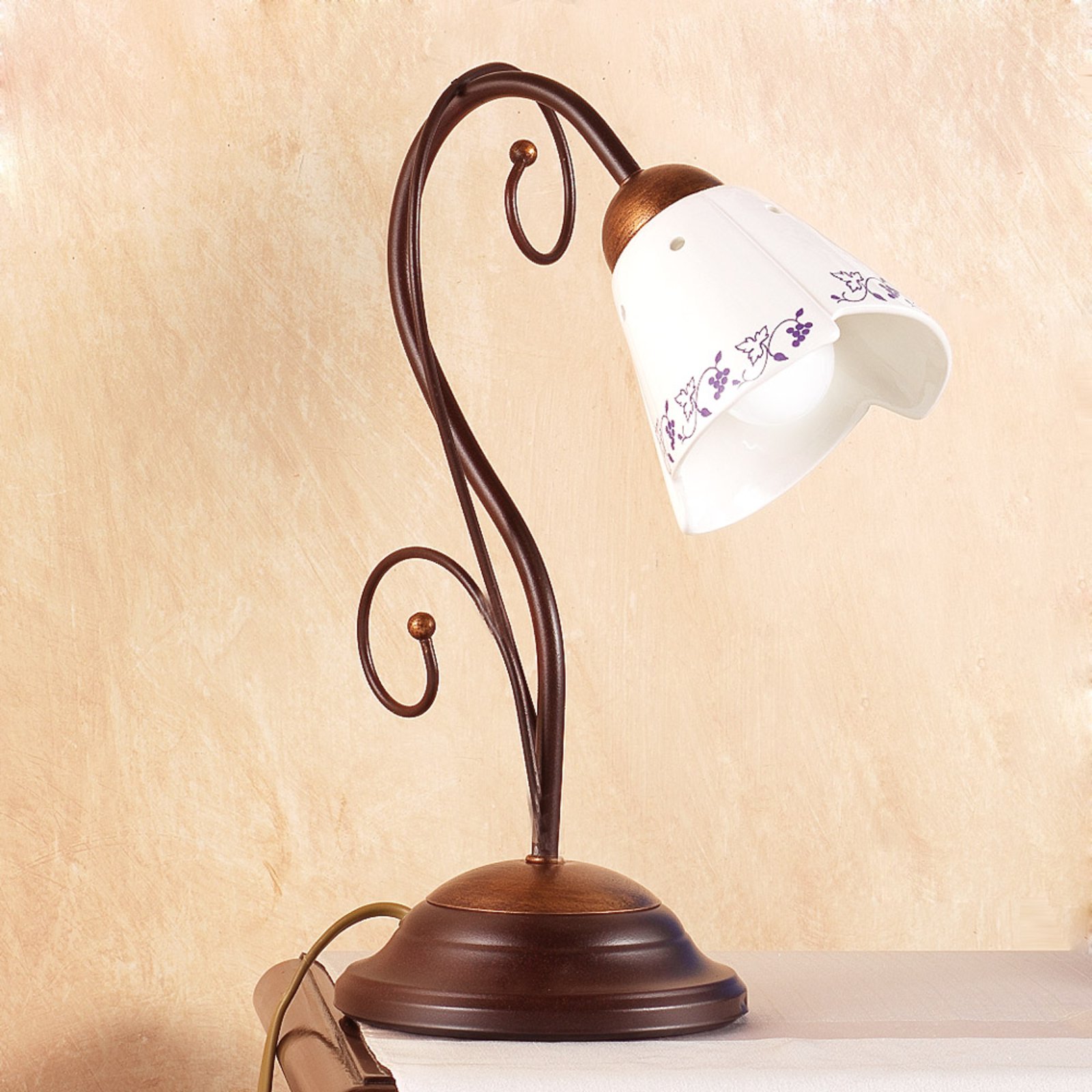 CARTOCCIO table lamp