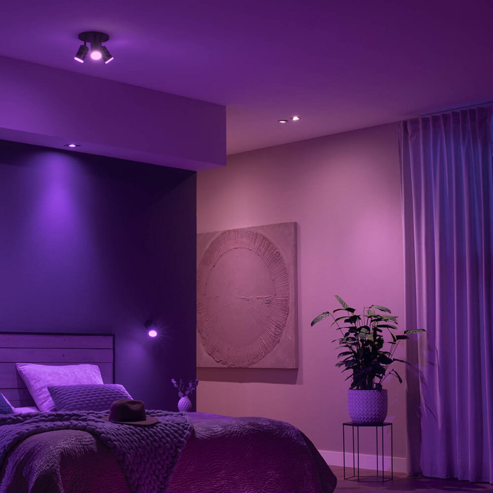 Fugato Singur Spot Plafonieră Bluetooth White/Color Amb. Black - Philips Hue