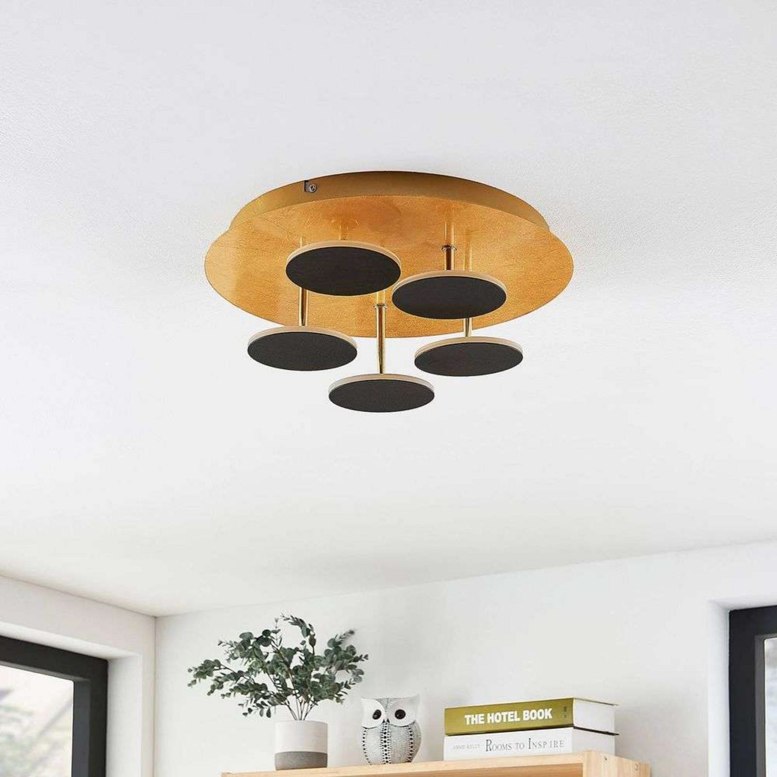 Casni LED Plafonieră Black/Gold - Lindby