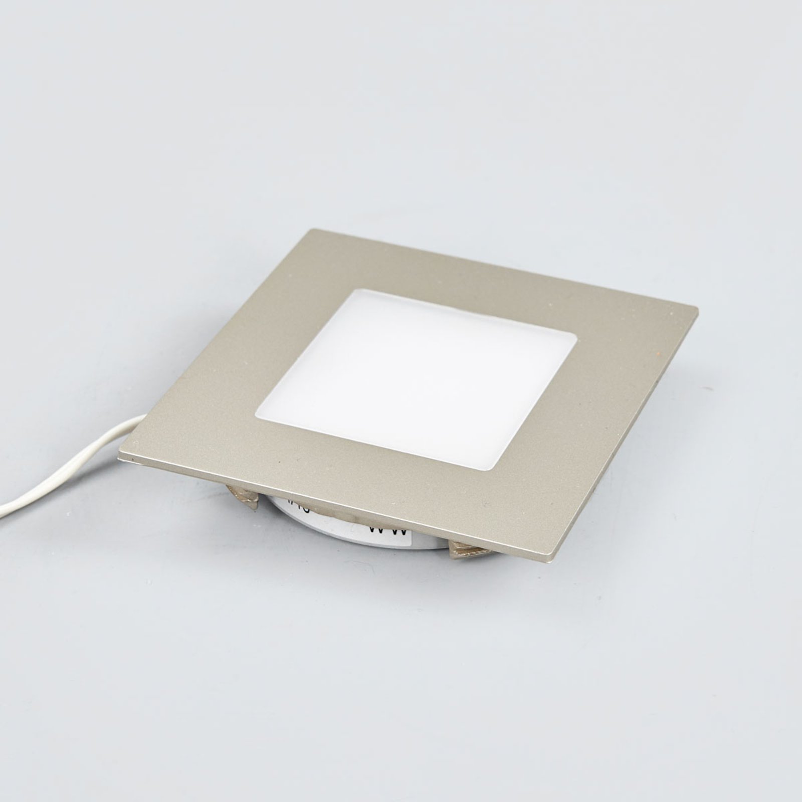 Samostatné svietidlo FQ 68-LED