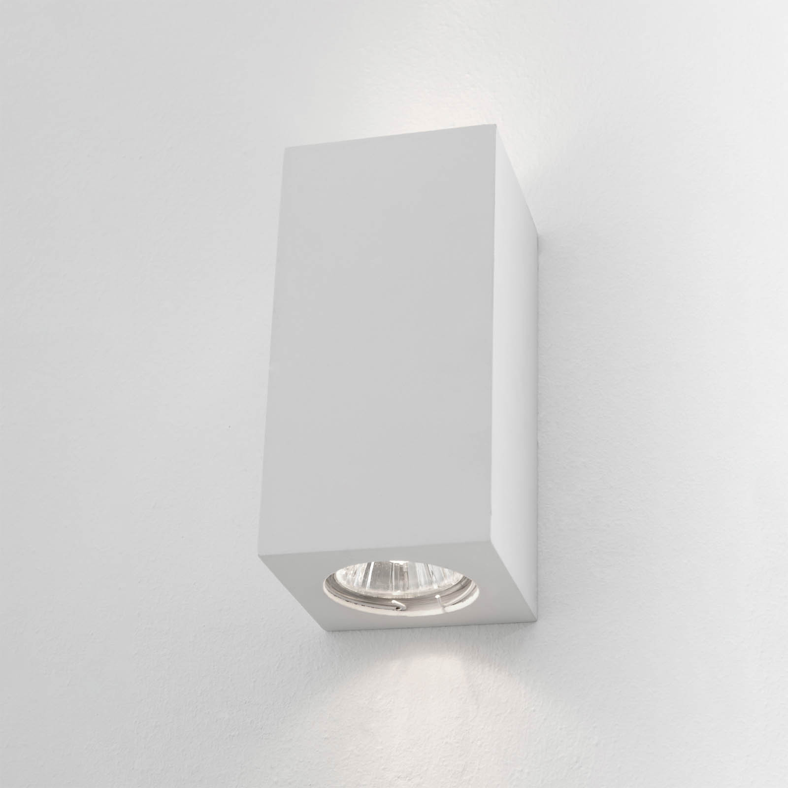 Cube wall light, ceramics, white, height 15.5 cm