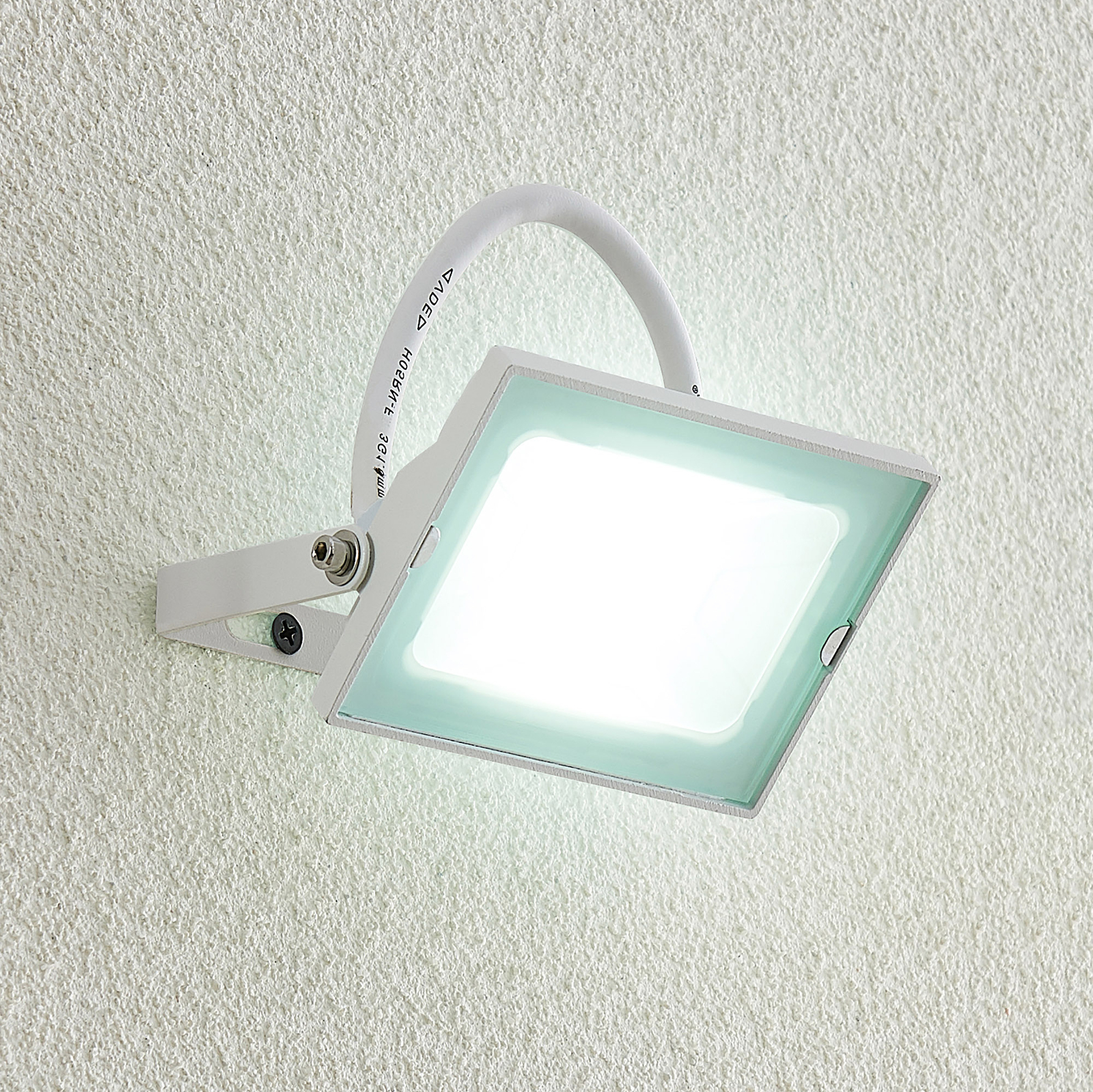 Lindby Aine LED-utomhusspot vit 8,3 cm