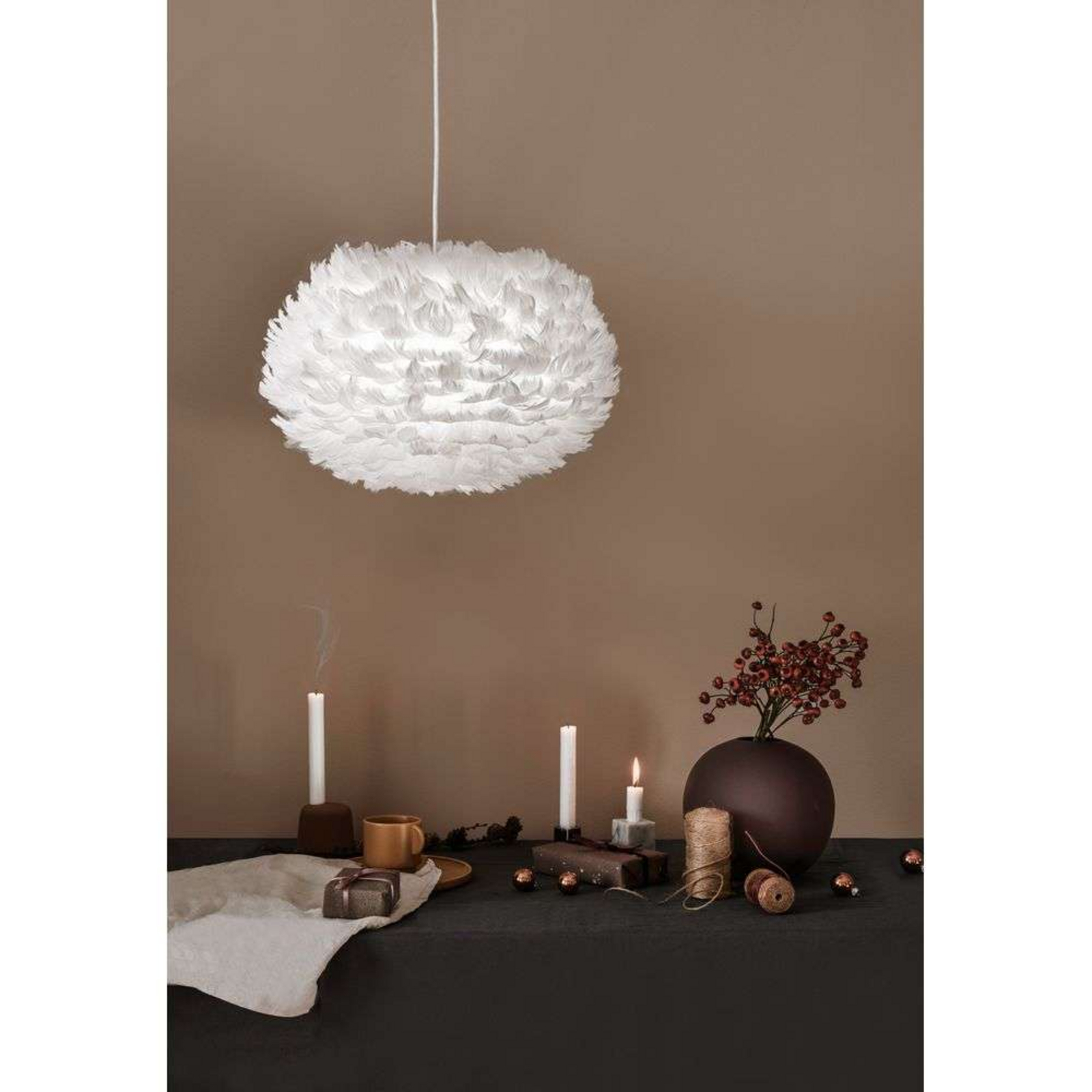 Eos Závěsná Lampa Medium White/Black - UMAGE