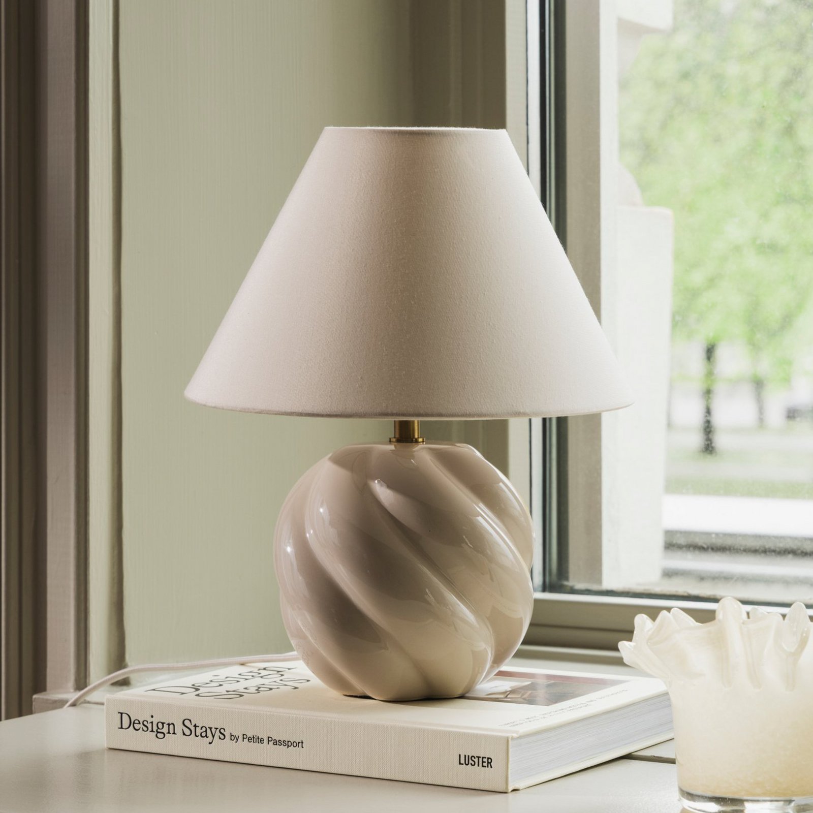 Globen Lighting Tischleuchte DAHLIA, beige/beige, Höhe 31 cm