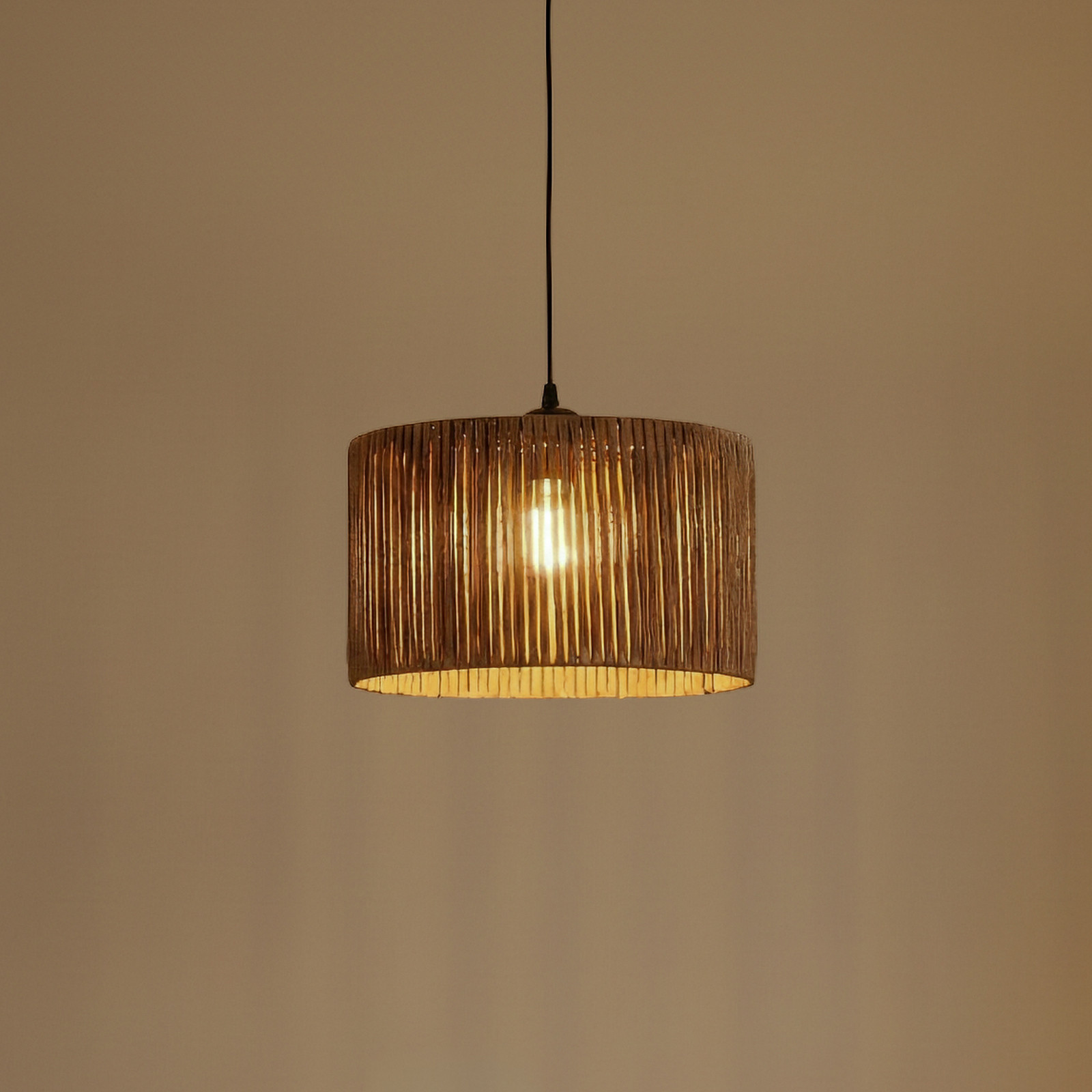 MODELSA Lampă suspendată Roya Cylinder Ø 30 cm bej hârtie - Camera de zi / sufragerie - Modern - bej negru - Hârtie / Carton