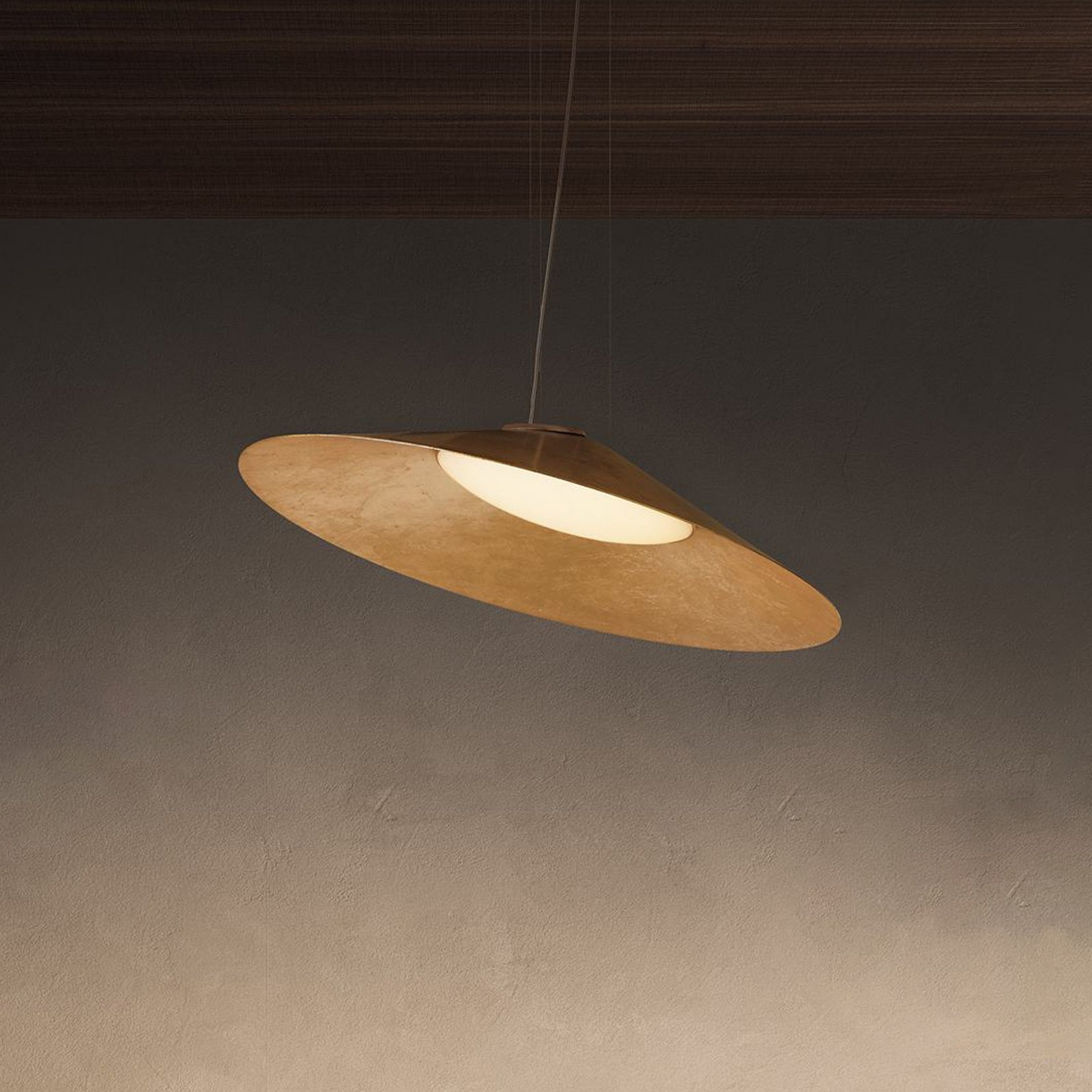 kdln LED-riippuvalaisin Kate, kultafolioitu, 3 000 K, Ø 90 cm