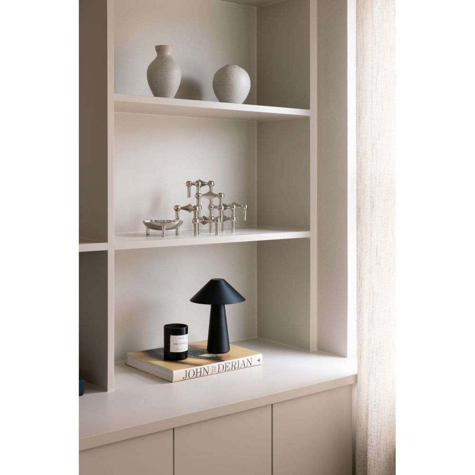 Globen Lighting Akku-Tischleuchte Cannes, schwarz 26 cm IP44 Globen Lighting Akku-Tischleuchte Cannes, schwarz 26 cm IP44