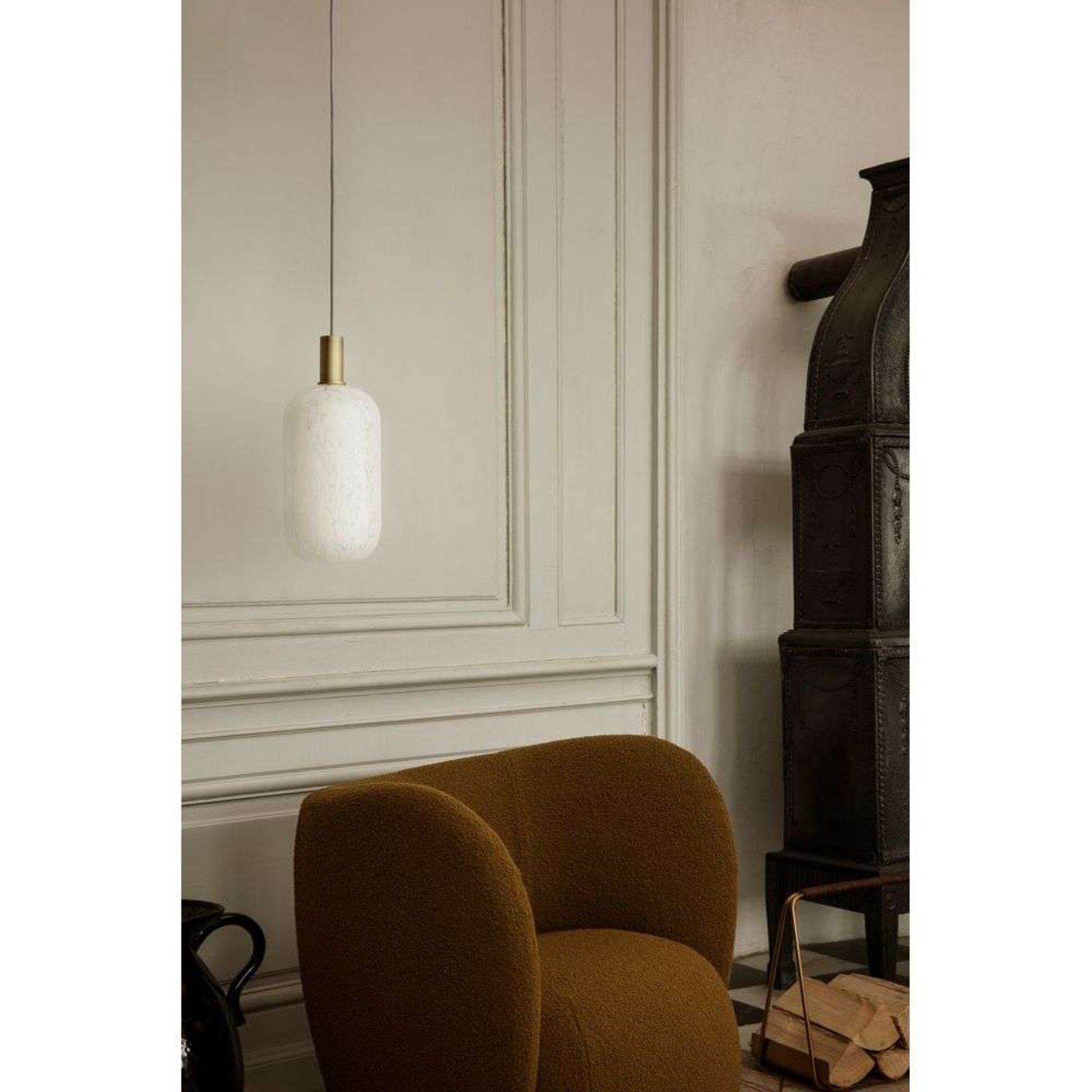 Collect Lustră Pendul Casca Tall Milk/Low Brass - ferm LIVING