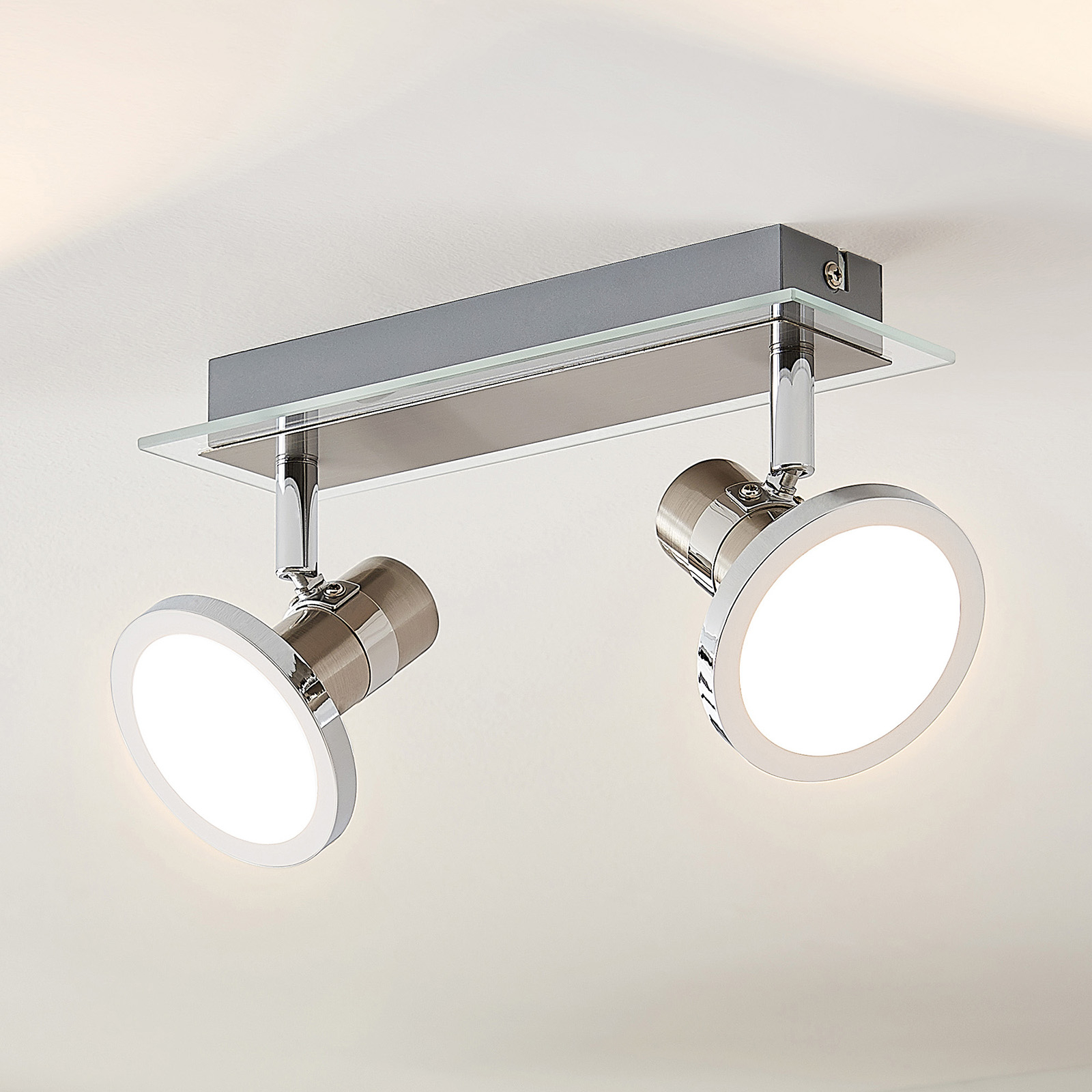 Lindby Kajetan LED Strahler, nickel, zweiflammig Lindby Kajetan LED Strahler, nickel, zweiflammig